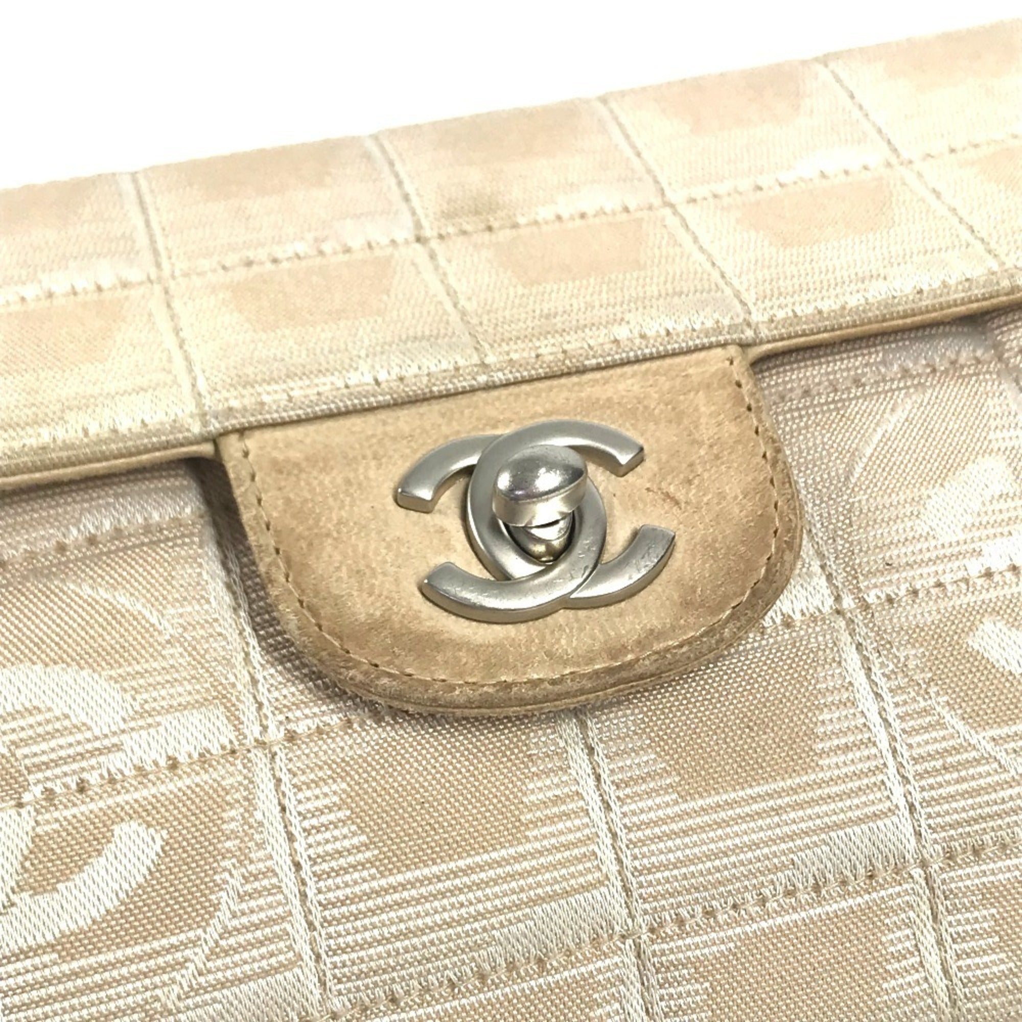 Chanel Beige New Travel Line Shoulder Bag (Pre-Owned)
