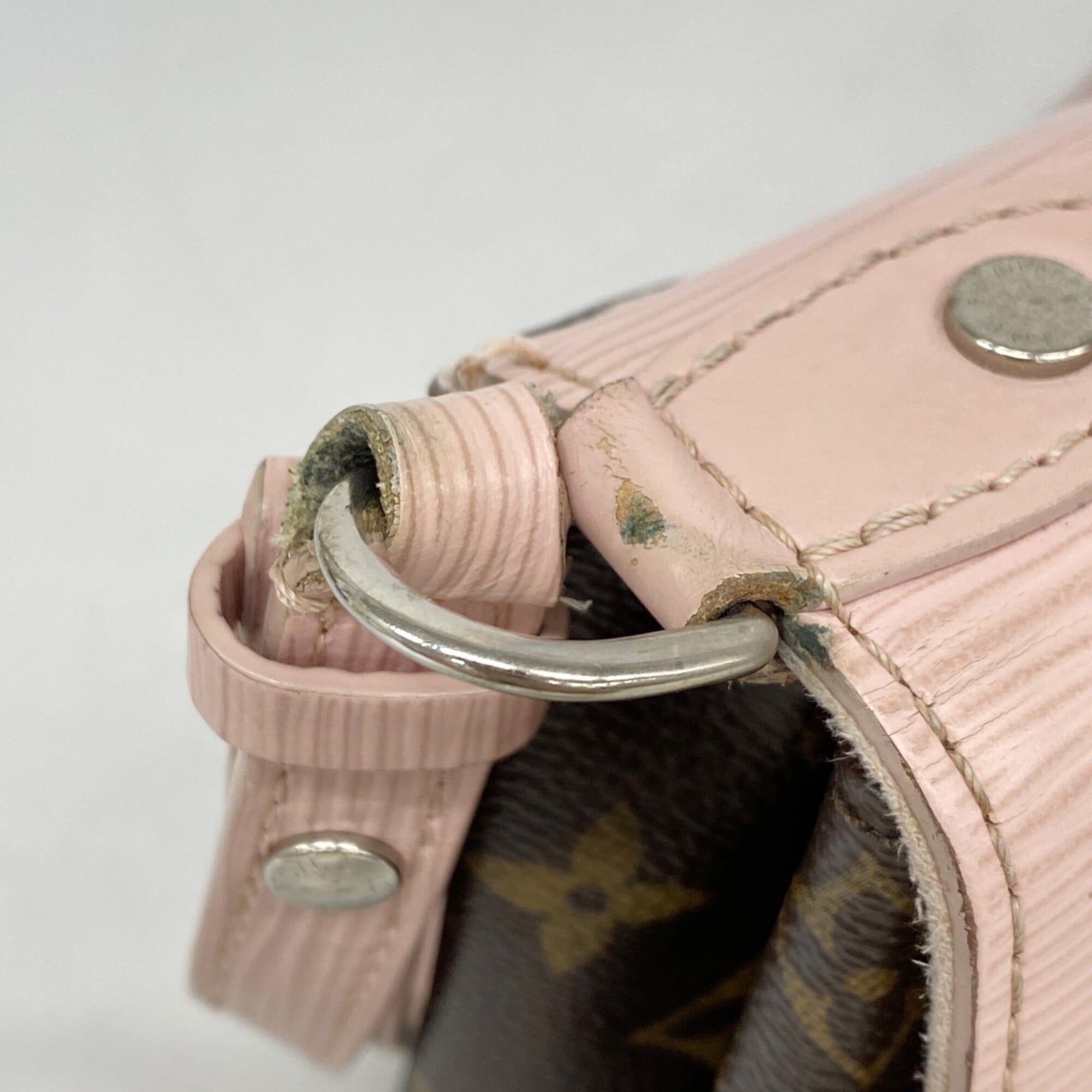 Louis Vuitton Brown Rose Ballerine Shoulder Bag (Pre-Owned)
