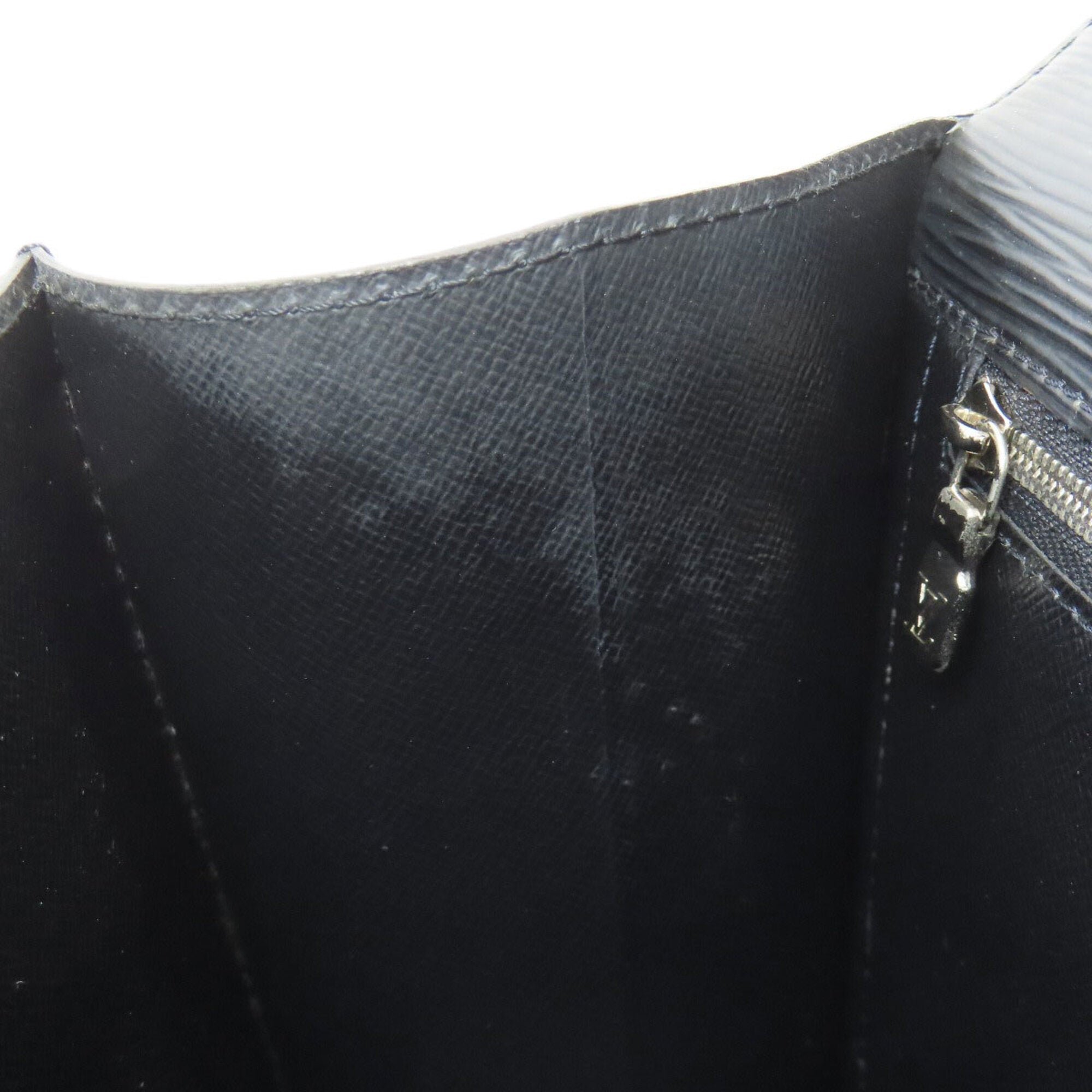 Louis Vuitton Noir Epi Leather Handbag (Pre-Owned)