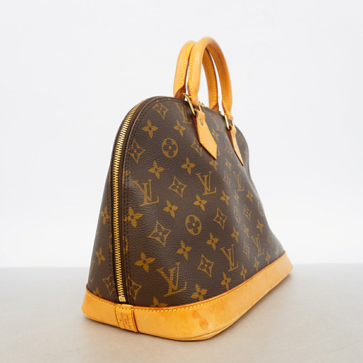 Louis Vuitton Brown Handbag (Pre-Owned)