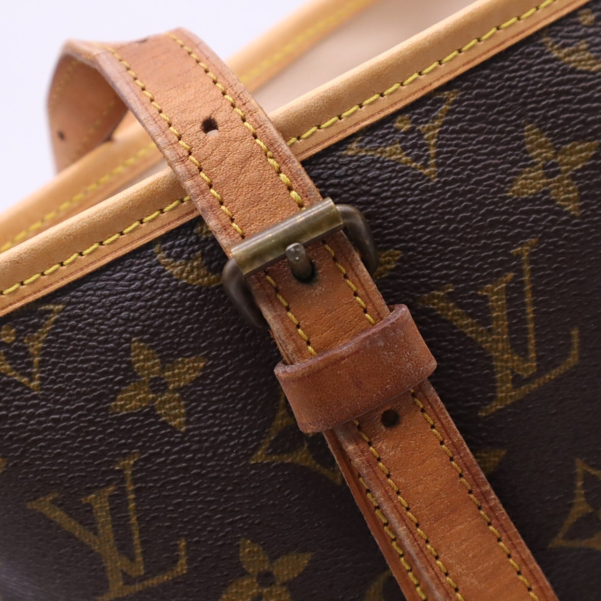 Louis Vuitton Monogram Beige Brown Coated Canvas Leather Handbag (Pre-Owned)