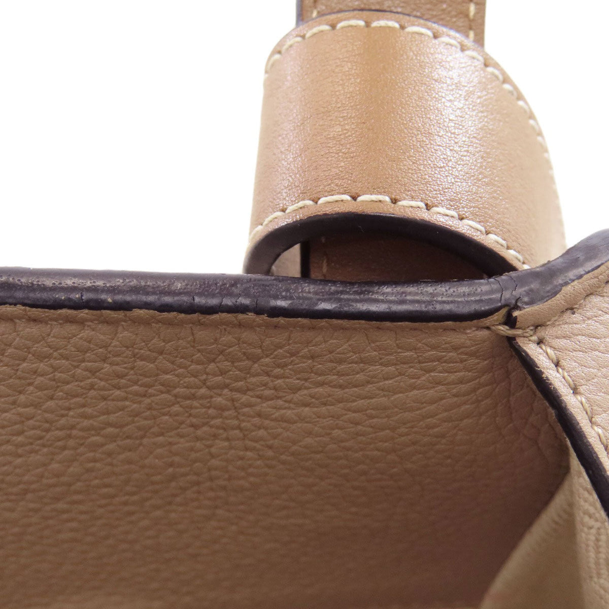 Loewe Grayish Leather Handbag (Pre-Owned)