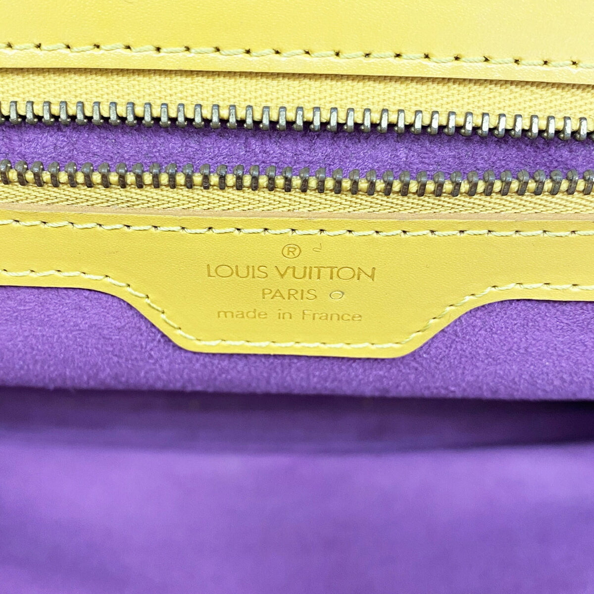 Louis Vuitton Jaune Shoulder Bag (Pre-Owned)