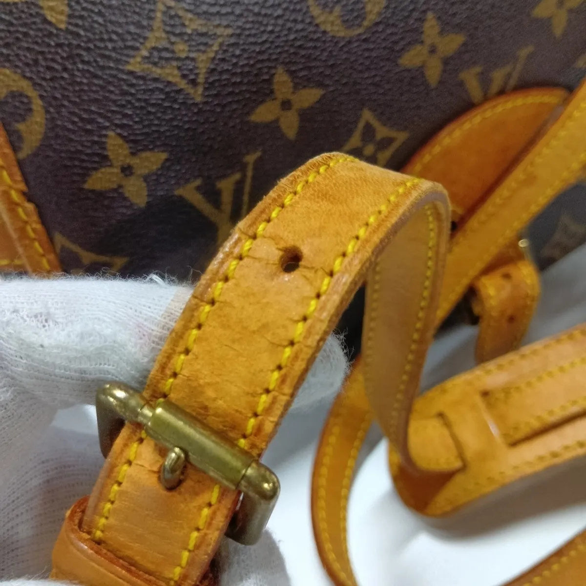 Louis Vuitton Brown Leather Coated Canvas Crossbody Bag Shoulder Bag (Pre-Owned)
