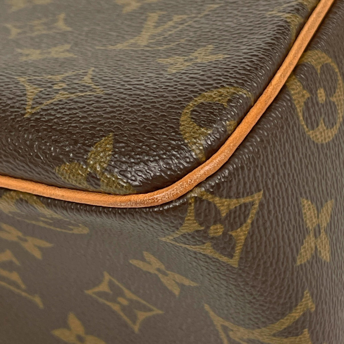 Louis Vuitton Brown Monogram Shoulder Bag (Pre-Owned)