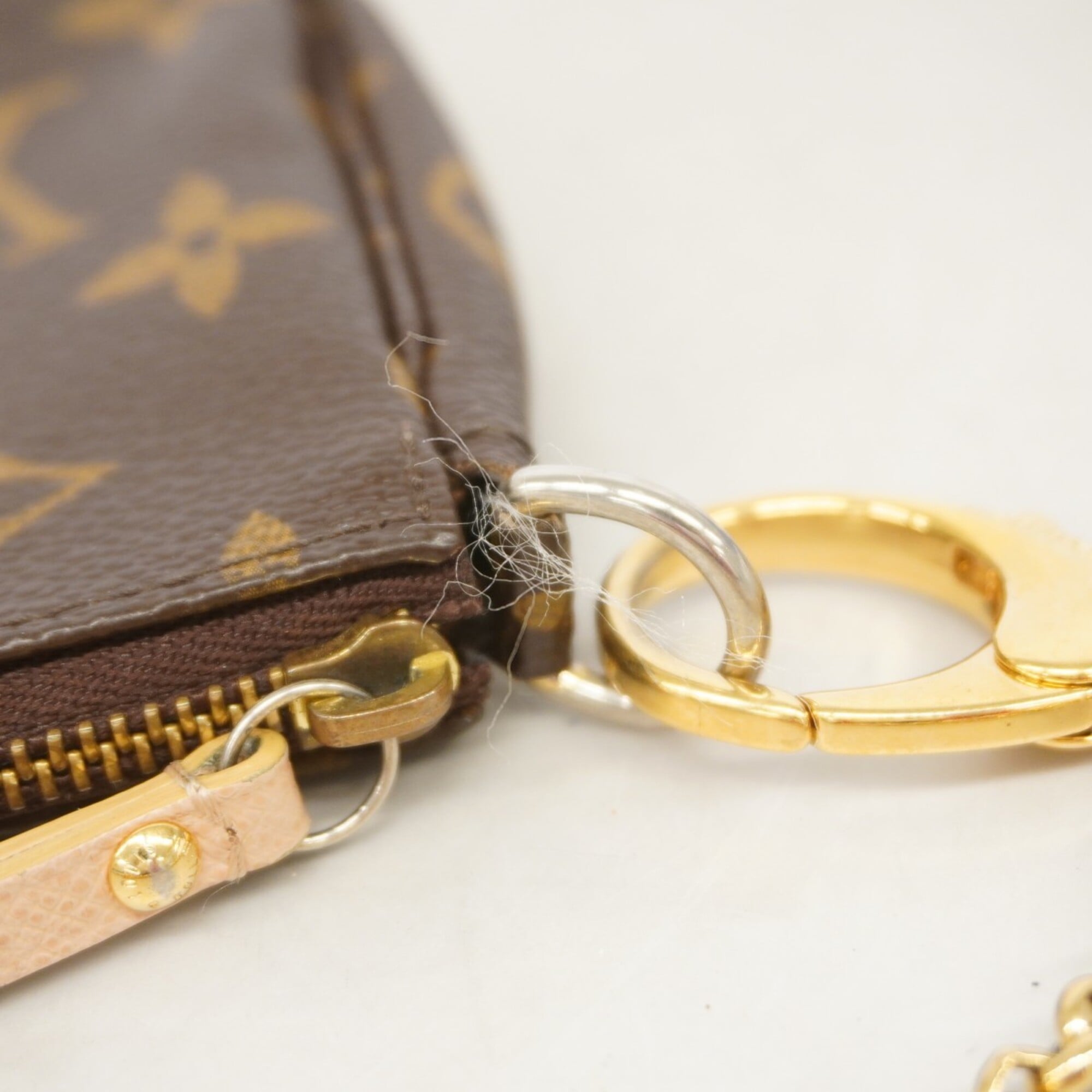 Louis Vuitton Brown Pouch (Pre-Owned)