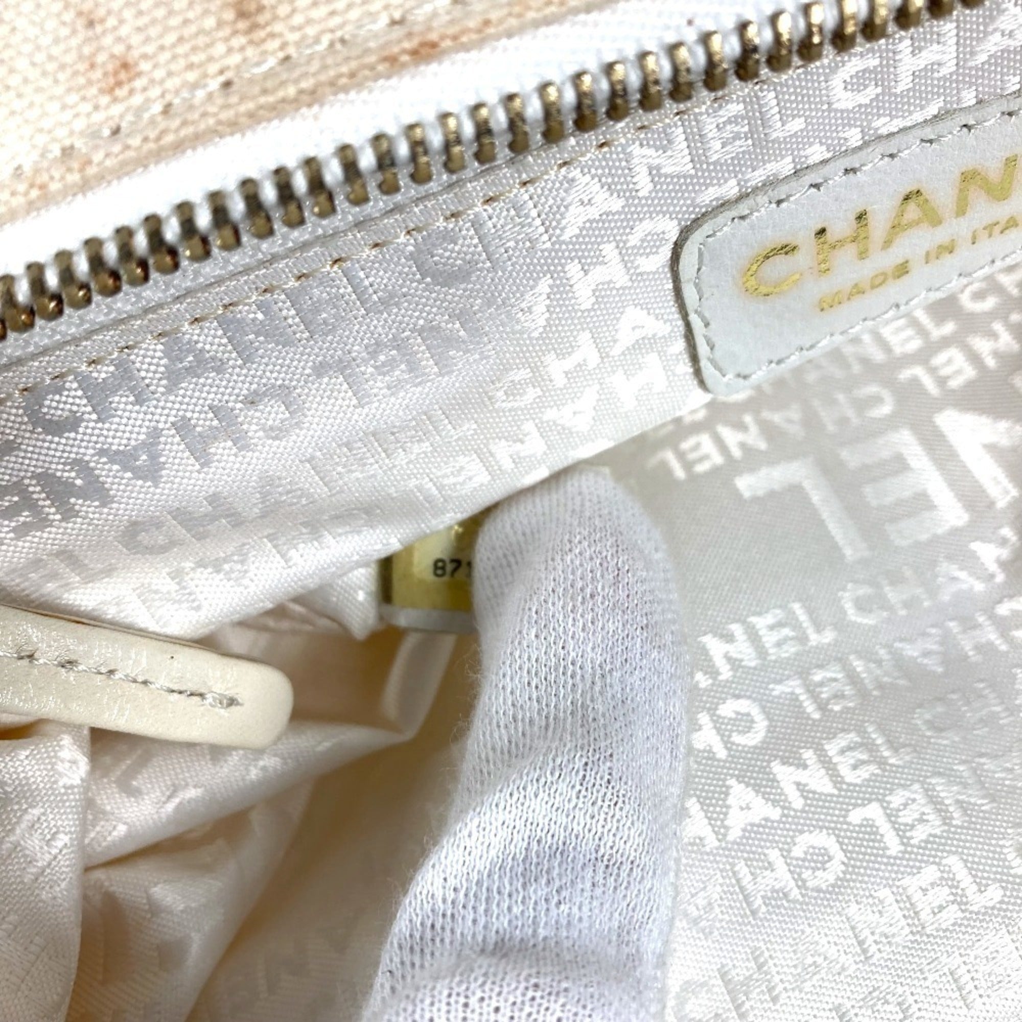 Chanel Black White Canvas Handbag Tote Bag (Pre-Owned)