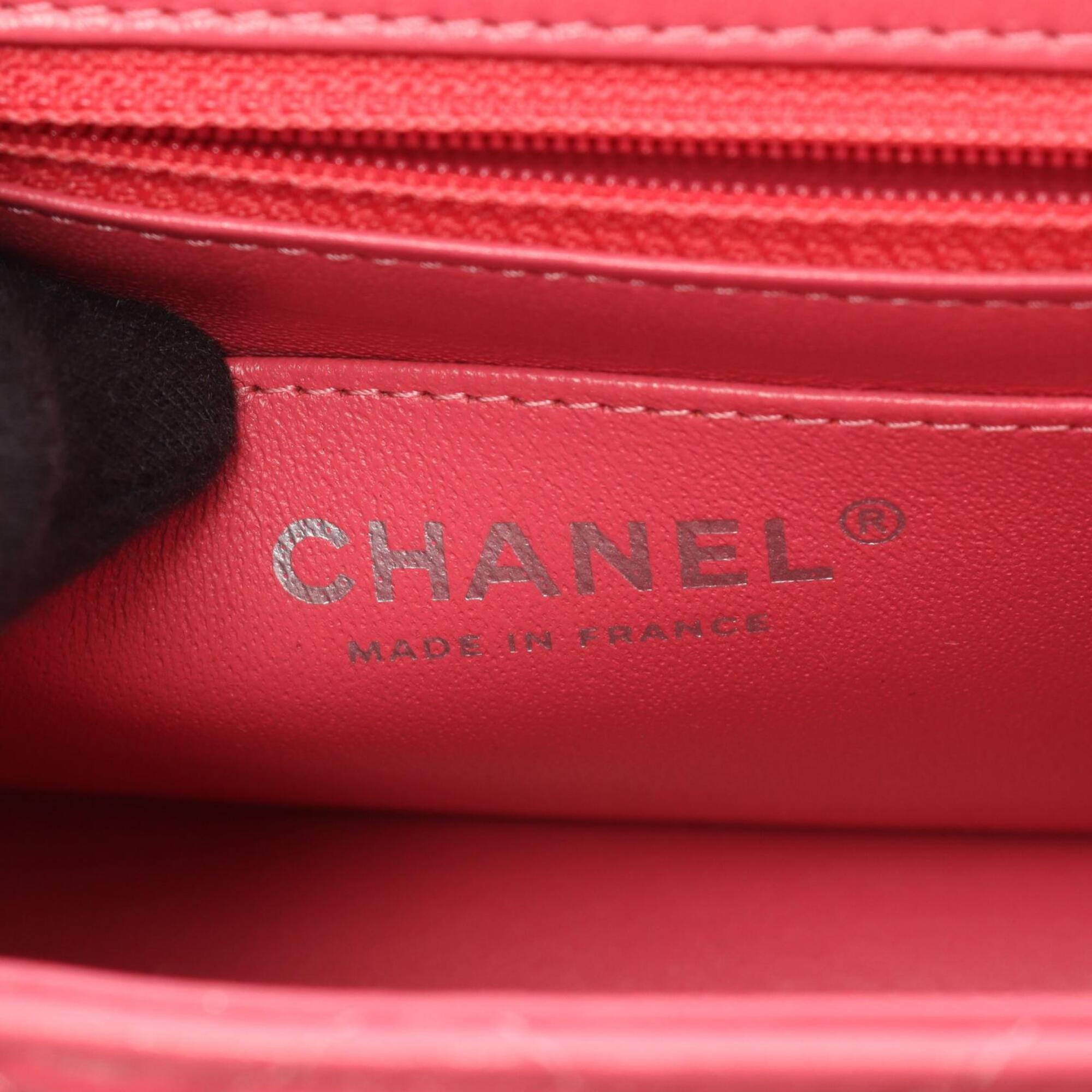 Chanel Pink Leather Handbag Shoulder Bag (Pre-Owned)