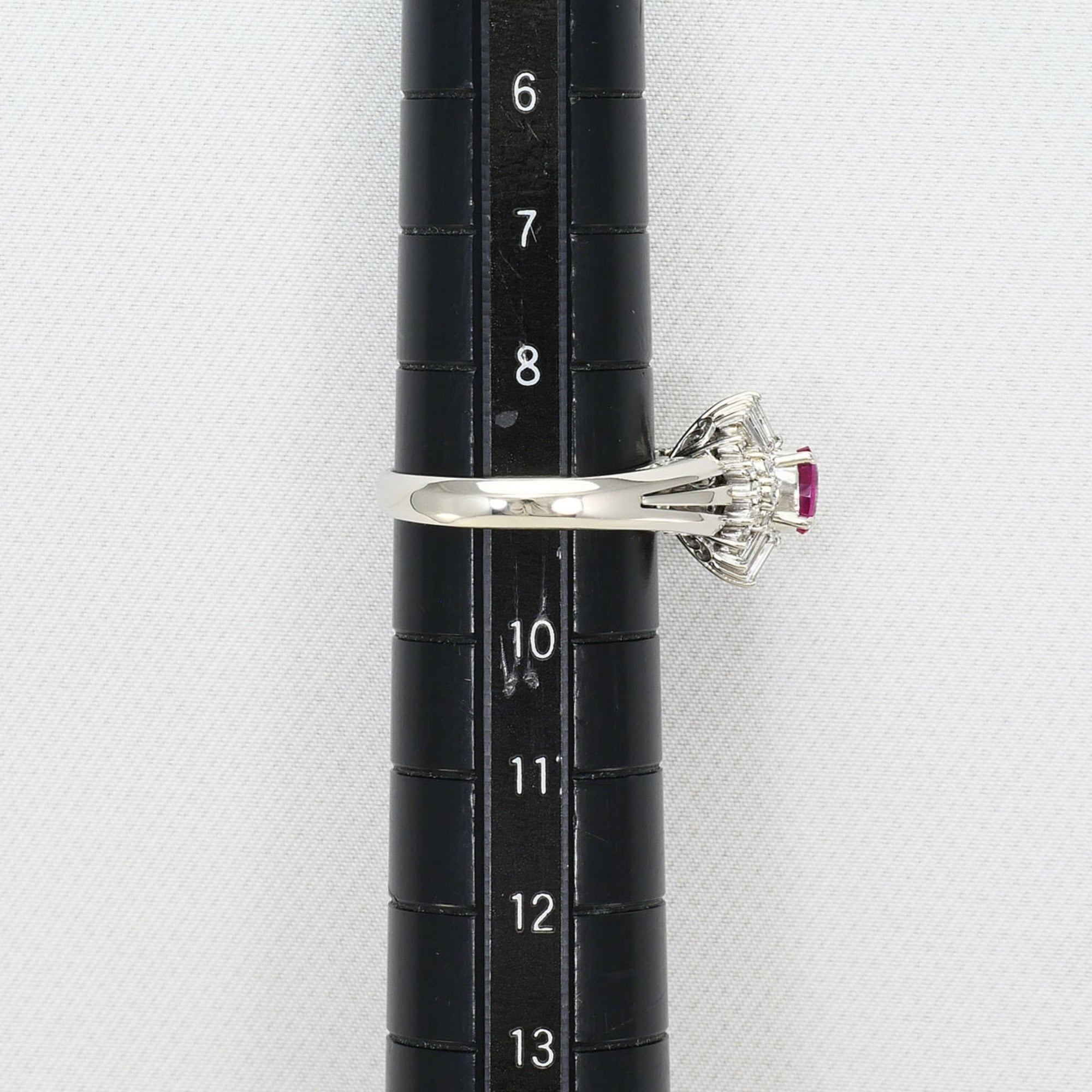 Unbranded Platinum 900 Band Ring (Pre-Owned)