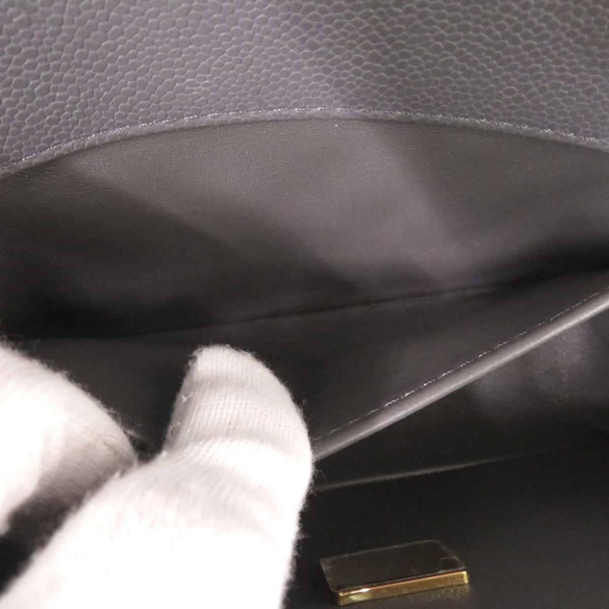 Chanel Gray Grained Calfskin Shoulder Bag (Pre-Owned)