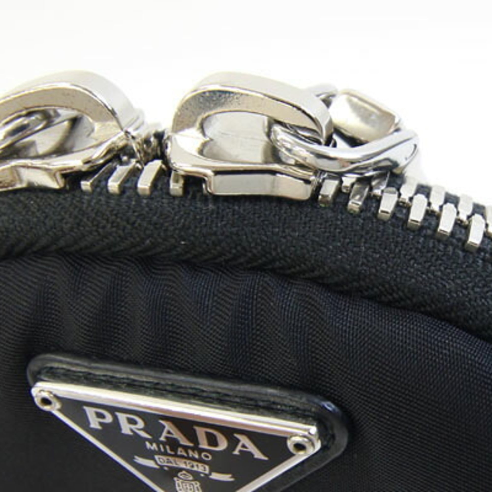 Prada Black Red Color Nylon Leather Pochette Shoulder Bag (Pre-Owned)