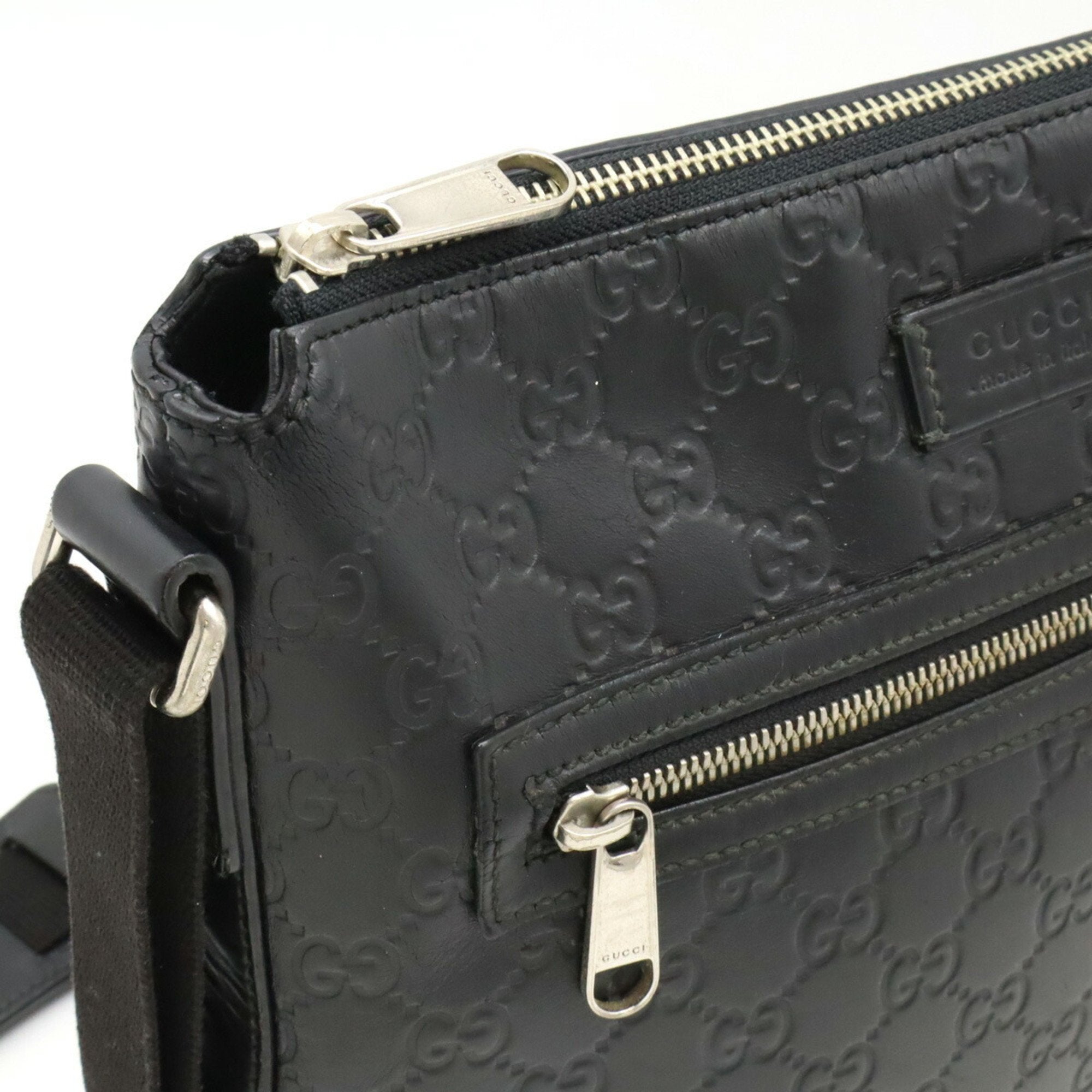 Gucci Black Leather Shoulder Bag (Pre-Owned)