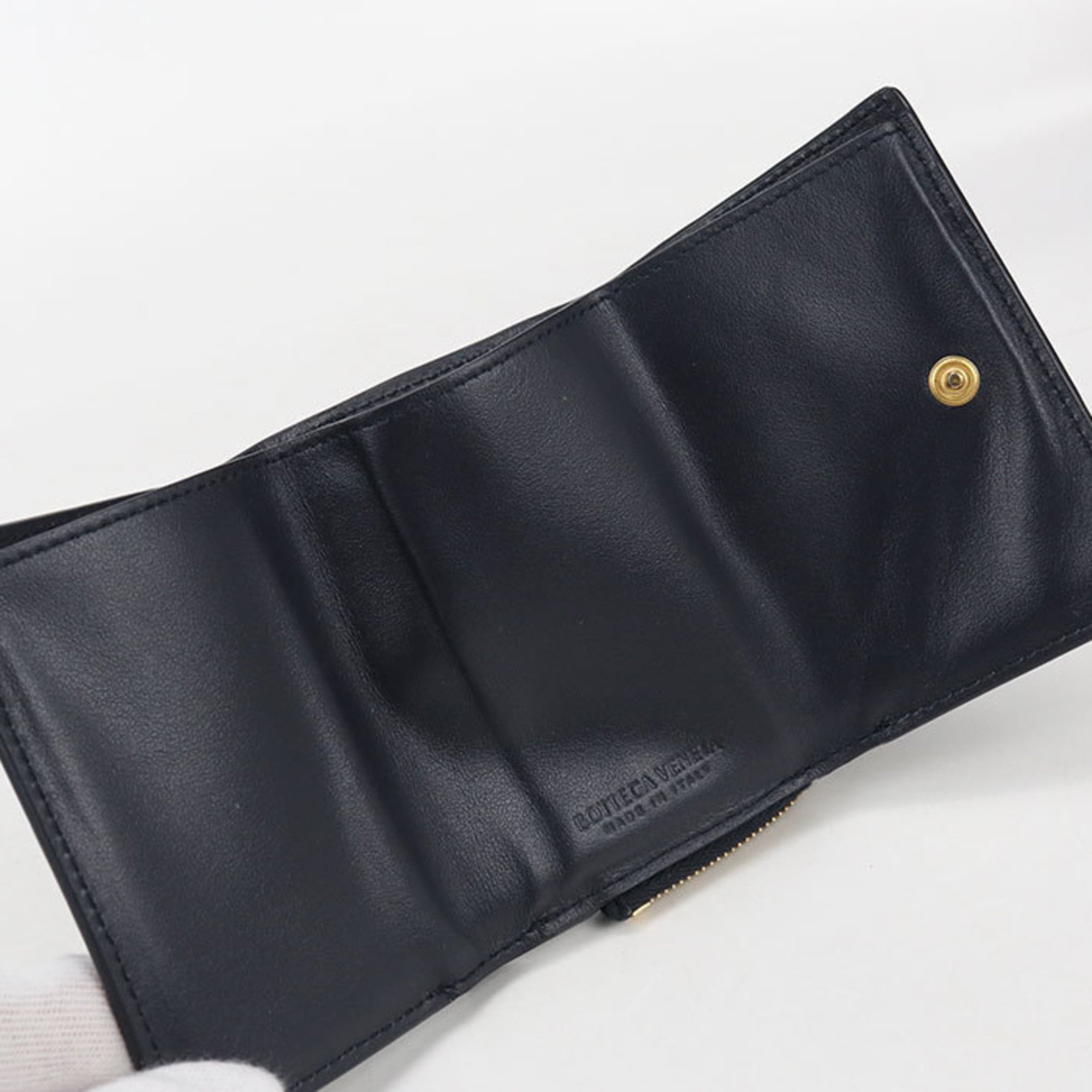 Bottega Veneta Intrecciato Navy Intrecciato Wallet (Tri-Fold) (Pre-Owned)