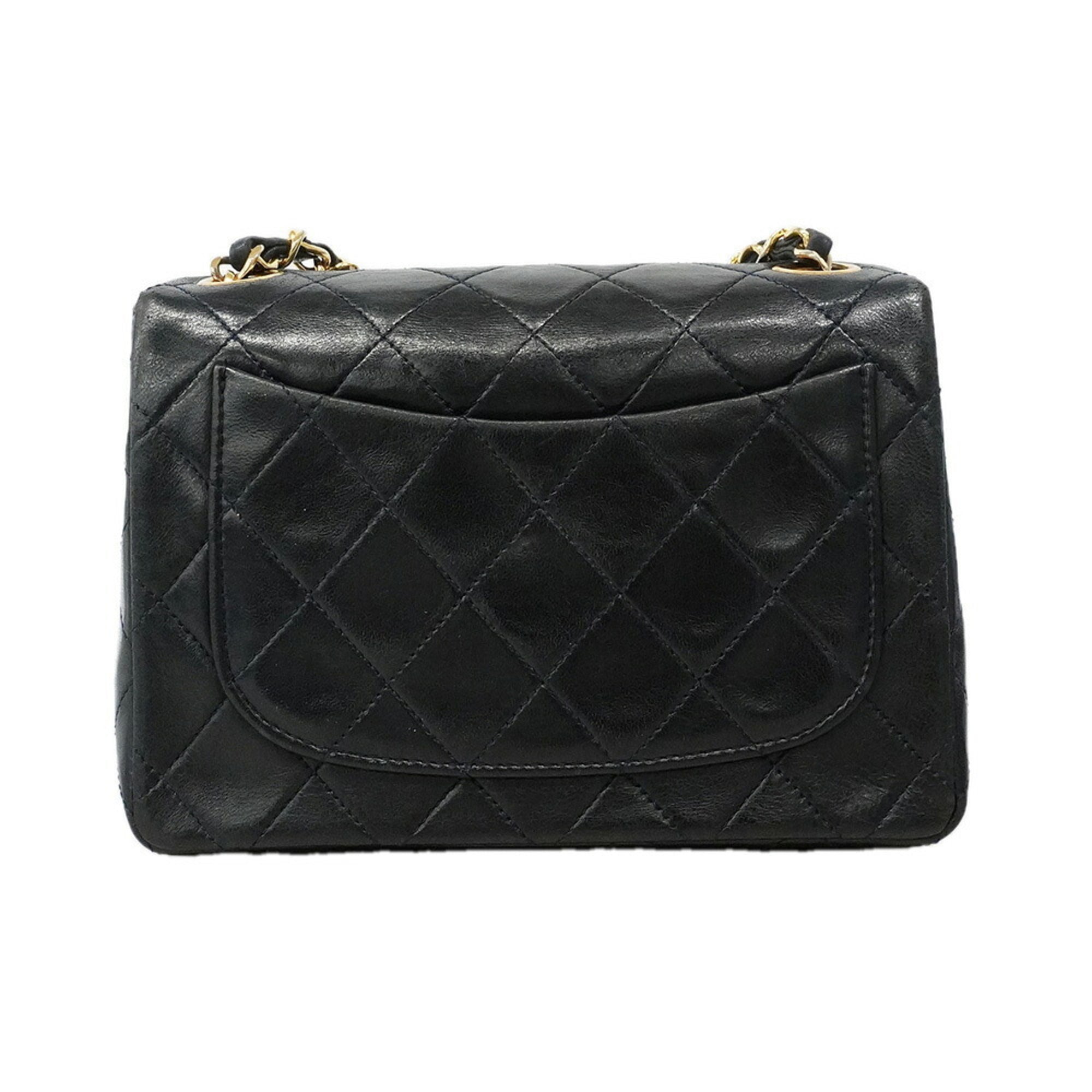 Chanel Black Leather Shoulder Bag (Pre-Owned)