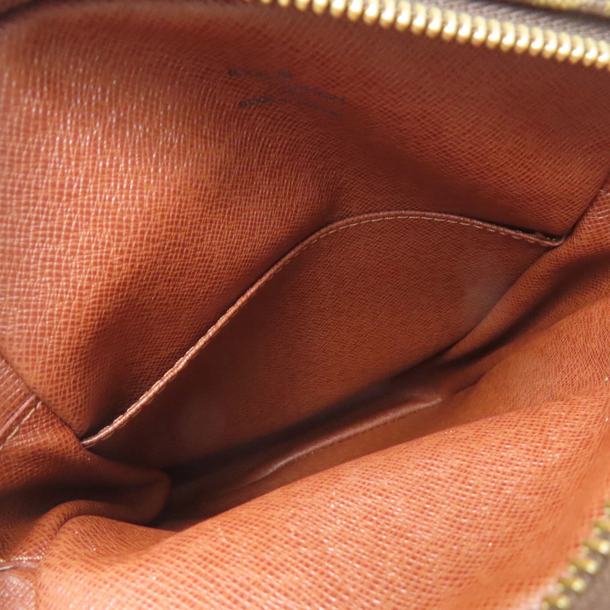 Louis Vuitton Brown Monogram Monogram Canvas Shoulder Bag (Pre-Owned)