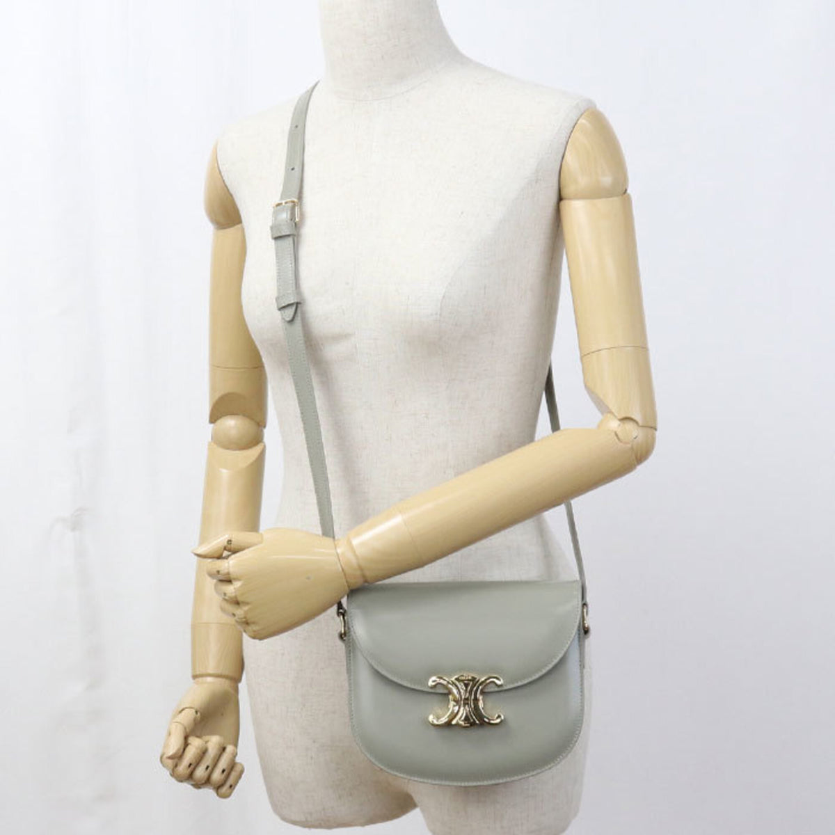 Celine Gray Leather Shoulder Bag (Pre-Owned)