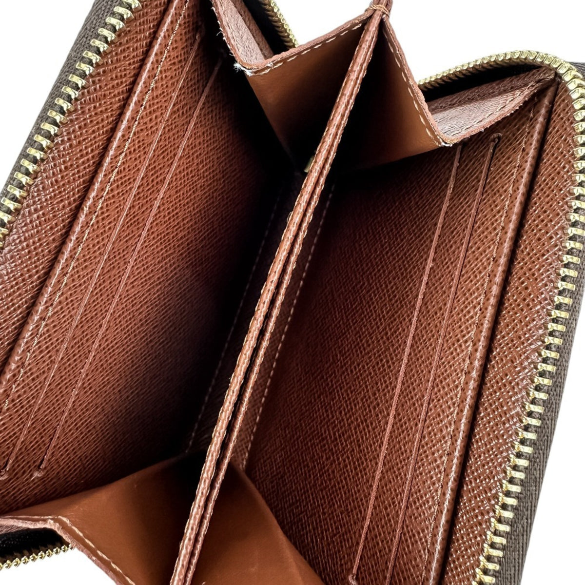 Louis Vuitton Brown Monogram Monogram Long Wallet (Bi-Fold) (Pre-Owned)
