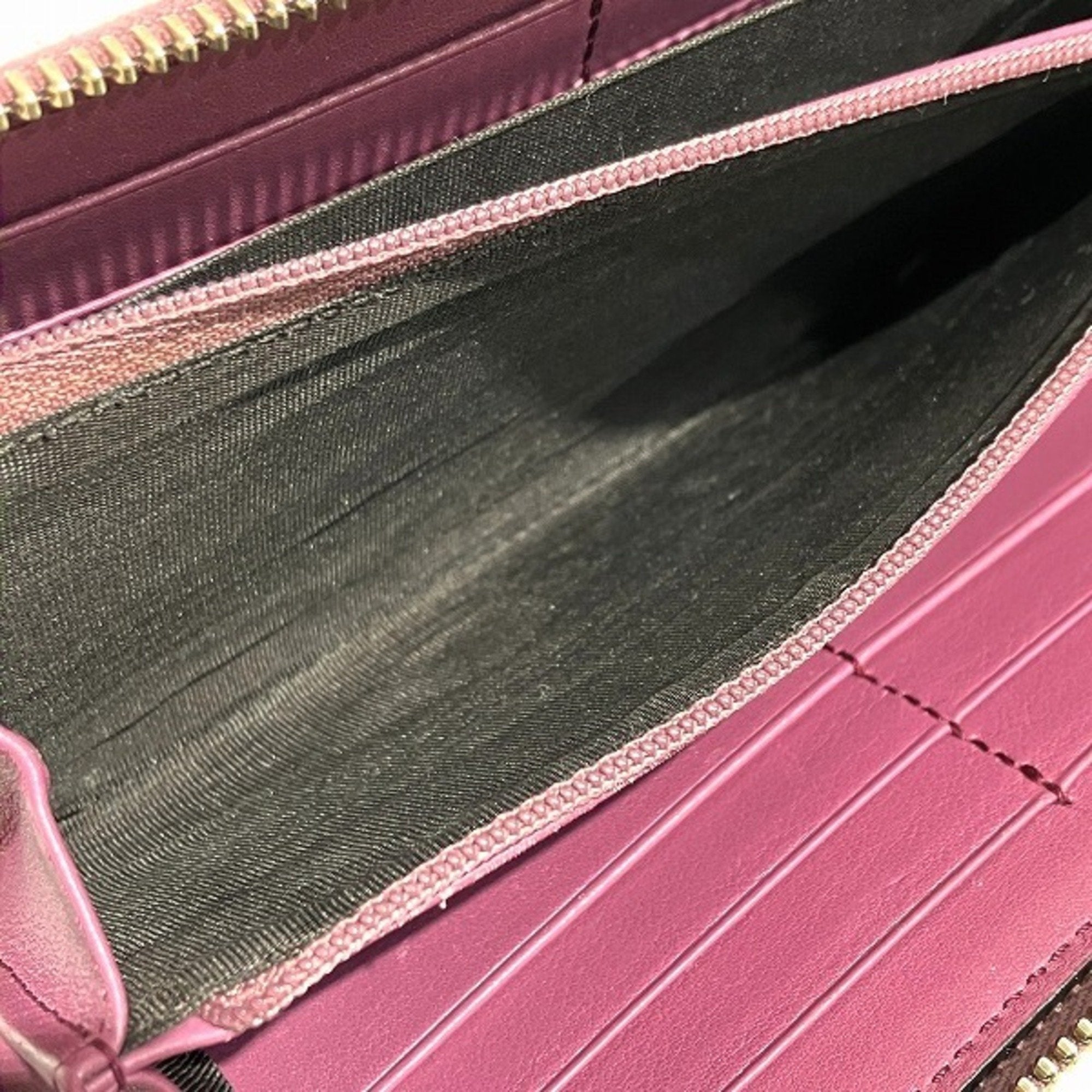 Gucci Pink Leather Coin Purse/Coin Case (Pre-Owned)