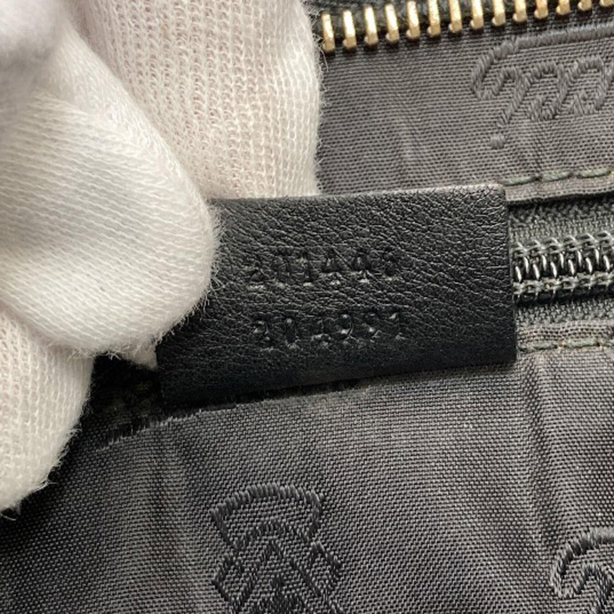 Gucci Black Leather Shoulder Bag (Pre-Owned)