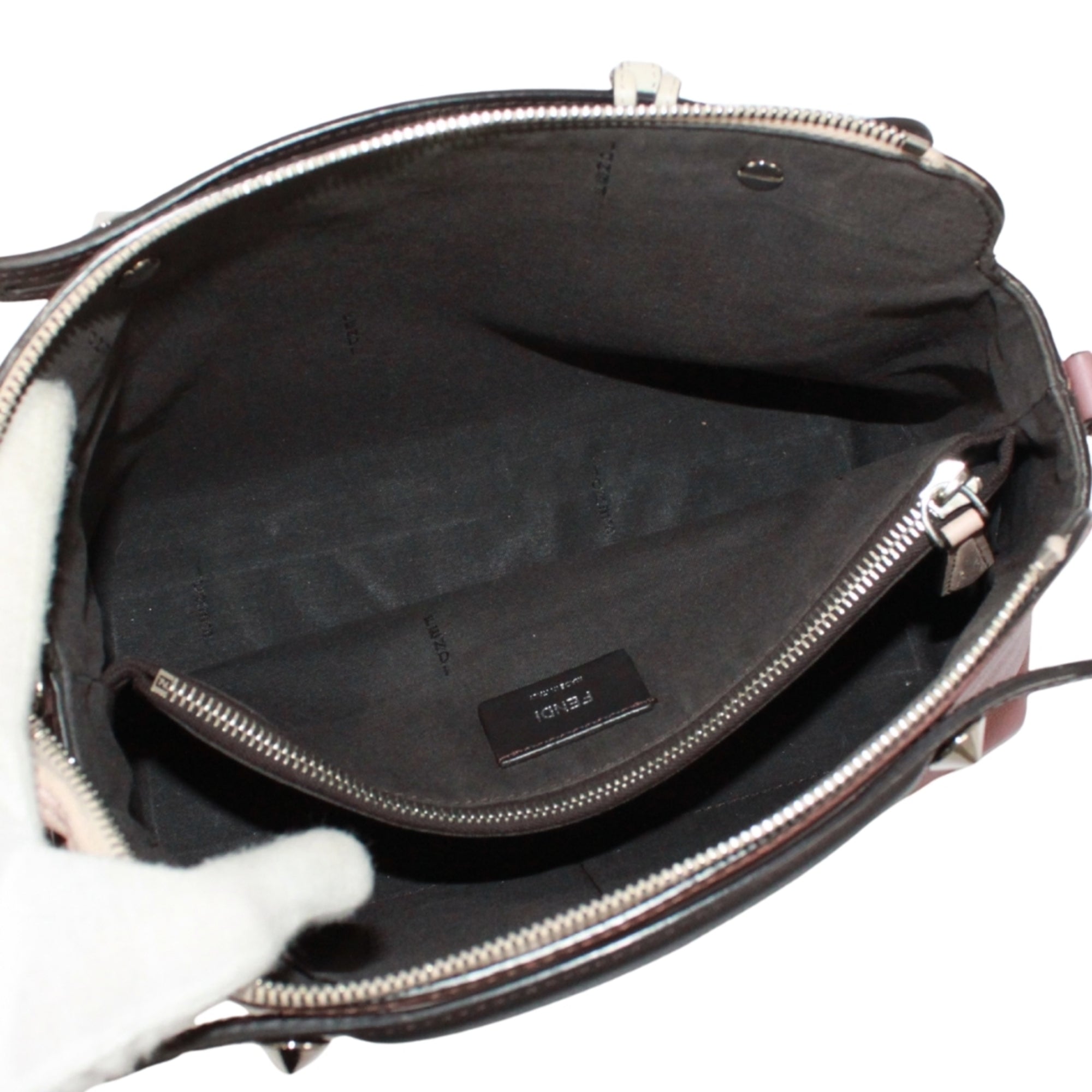 Fendi Black Ivory Pink Leather Handbag Shoulder Bag (Pre-Owned)