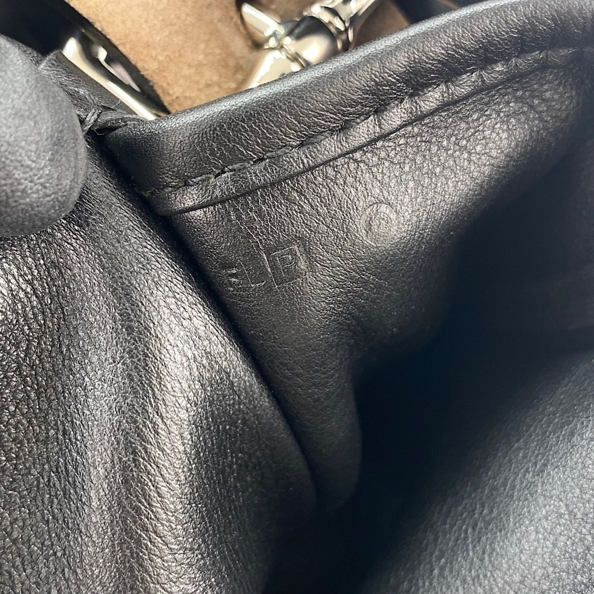 Hermes Black Crossbody Bag Messenger Bag (Pre-Owned)