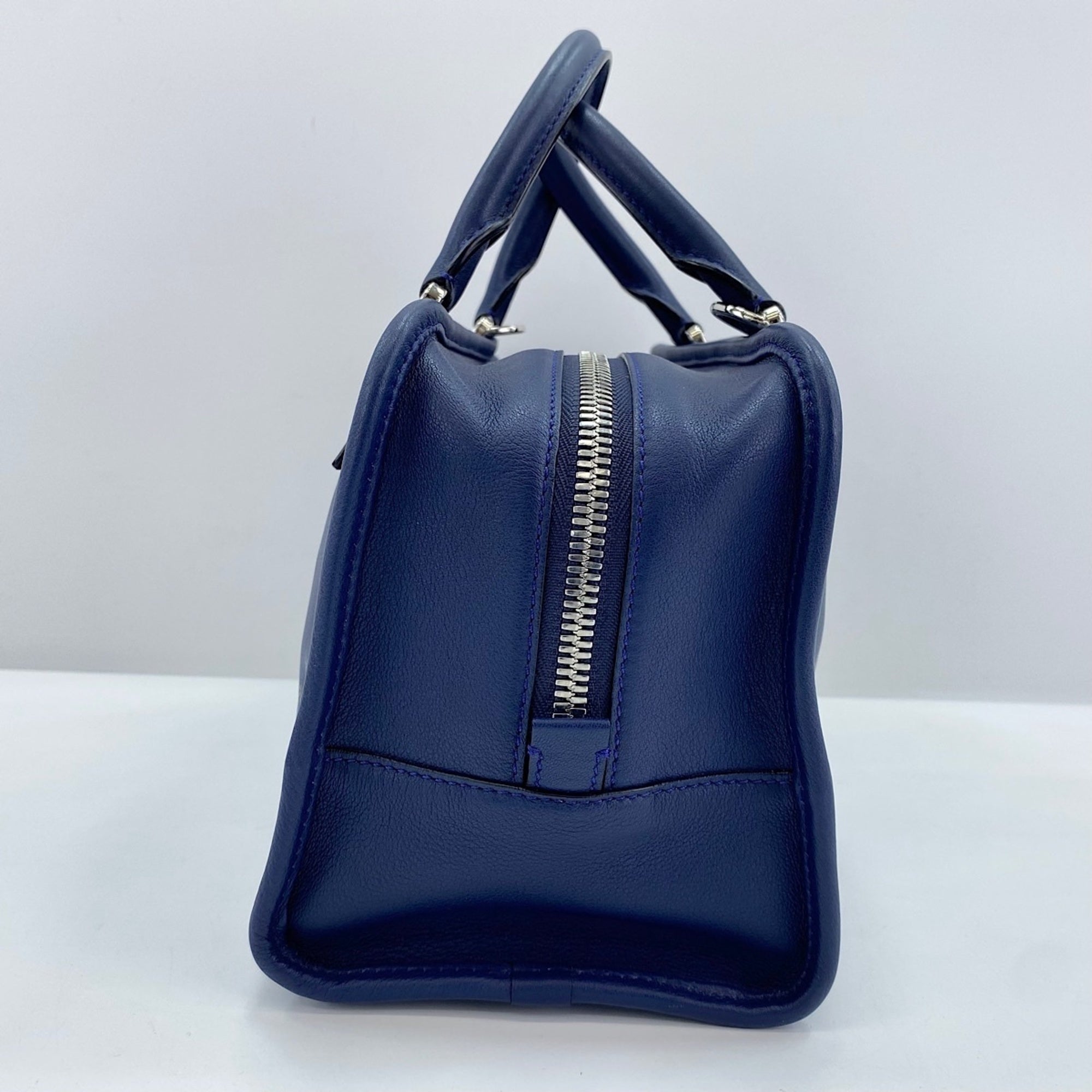 Loewe Navy Handbag (Pre-Owned)