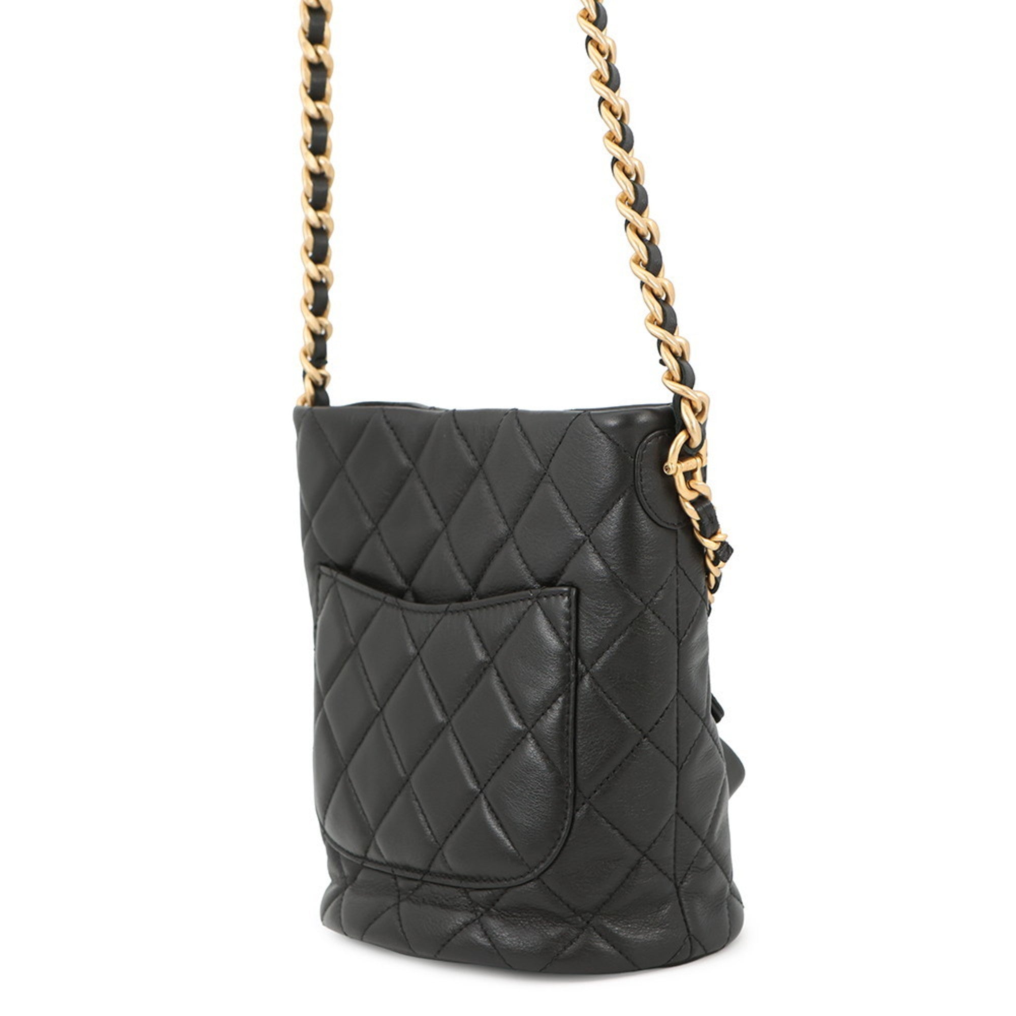 Chanel Black Leather Shoulder Bag (Pre-Owned)