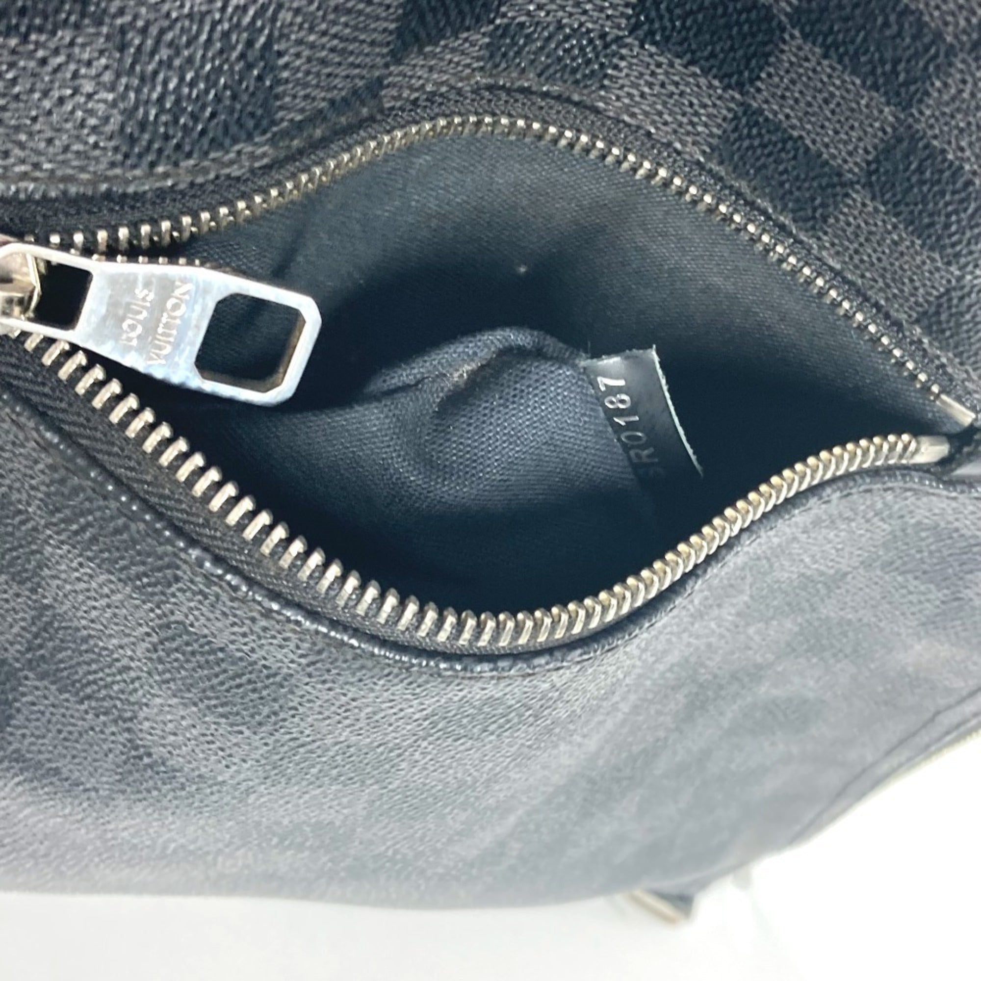 Louis Vuitton Damier Graphite Damier Graphite Shoulder Bag (Pre-Owned)