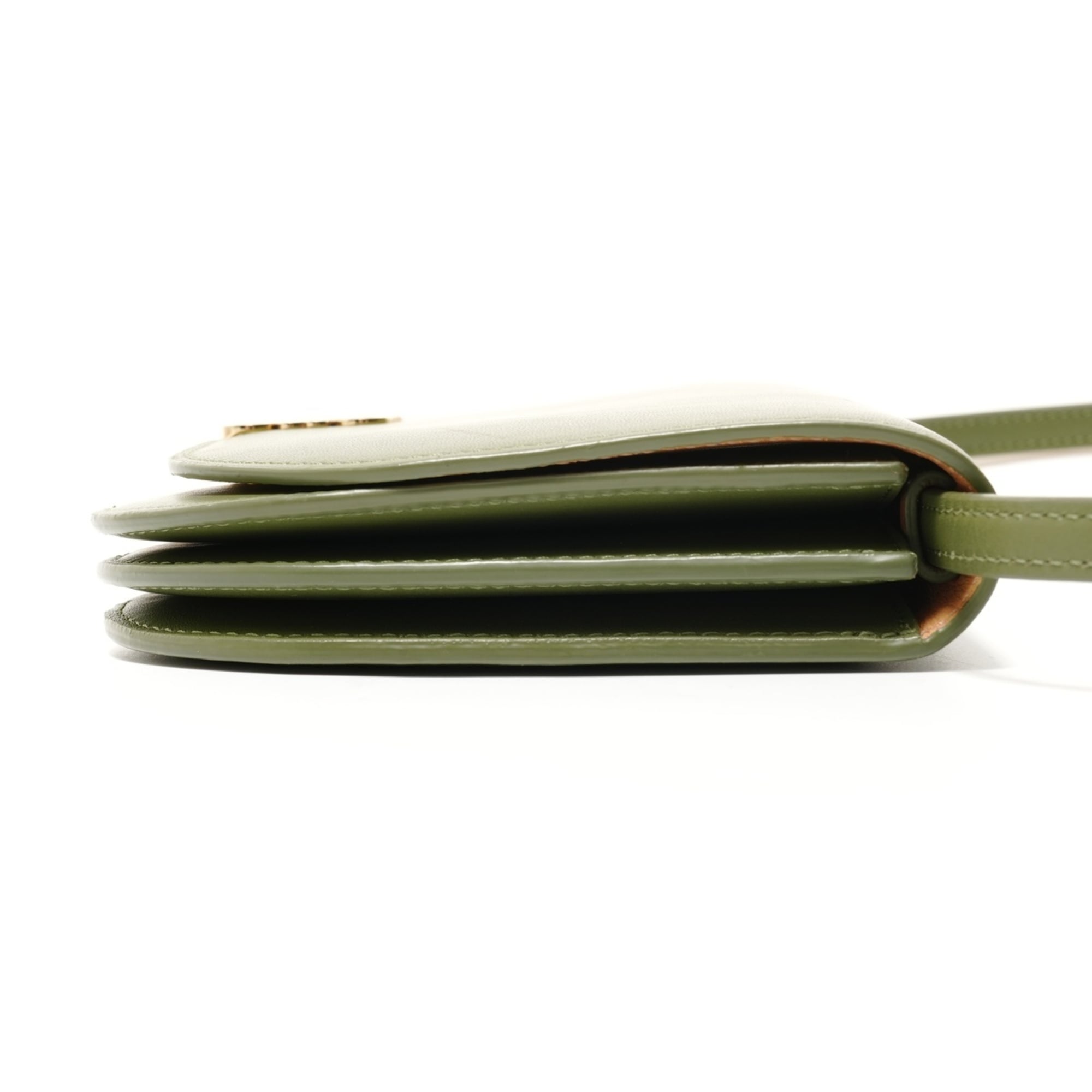 Loewe Green Shoulder Bag (Pre-Owned)