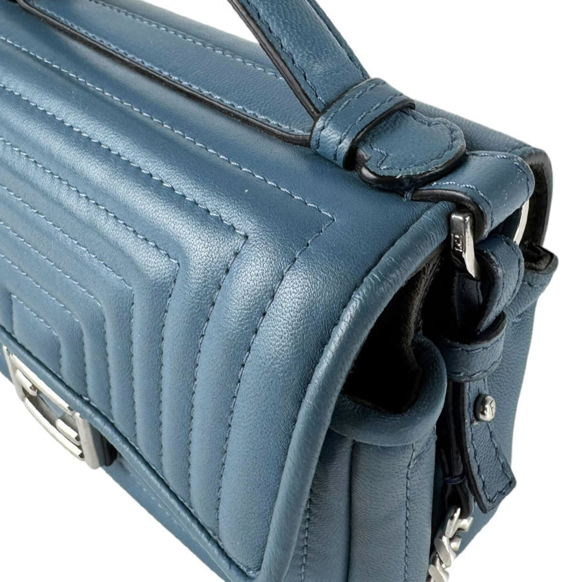 Fendi Blue Leather Shoulder Bag (Pre-Owned)