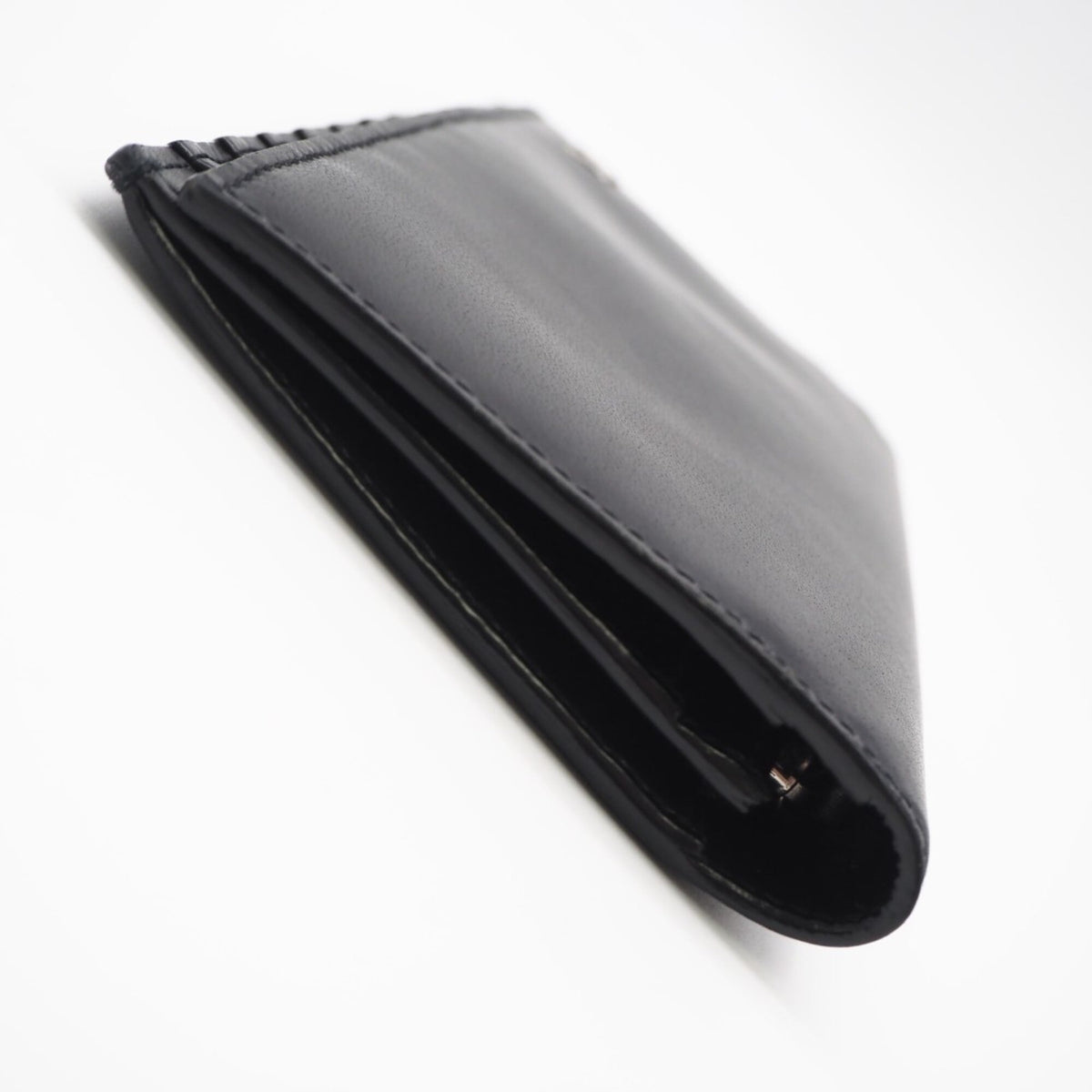Yves Saint Laurent Black Leather Long Wallet (Bi-Fold) (Pre-Owned)