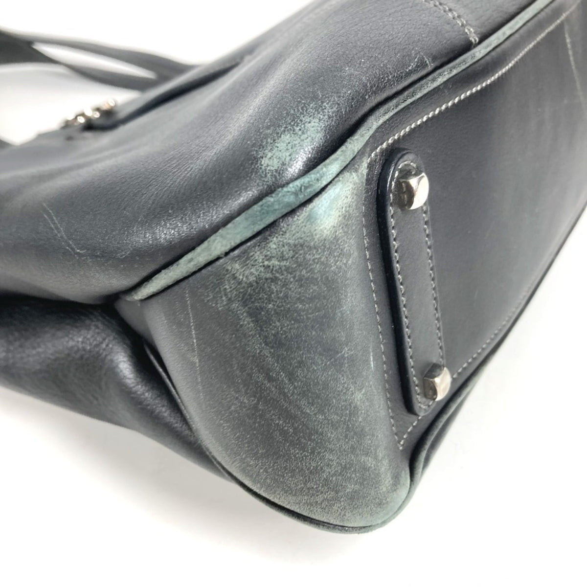 Salvatore Ferragamo Black Leather Shoulder Bag Tote Bag (Pre-Owned)