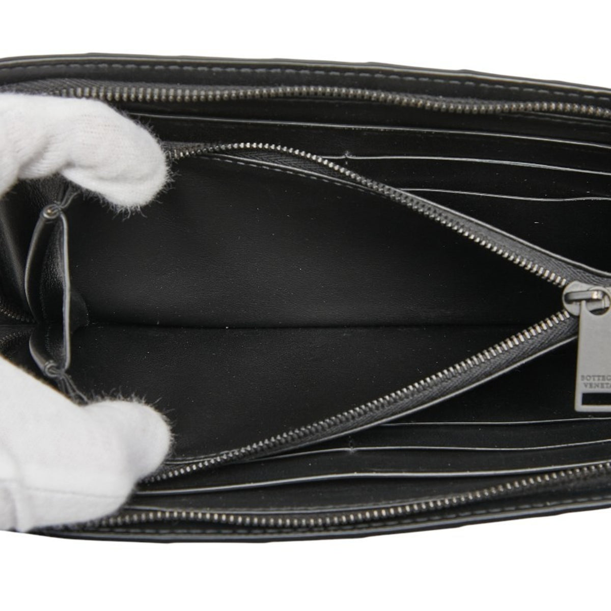 Bottega Veneta Black Leather Long Wallet (Bi-Fold) (Pre-Owned)