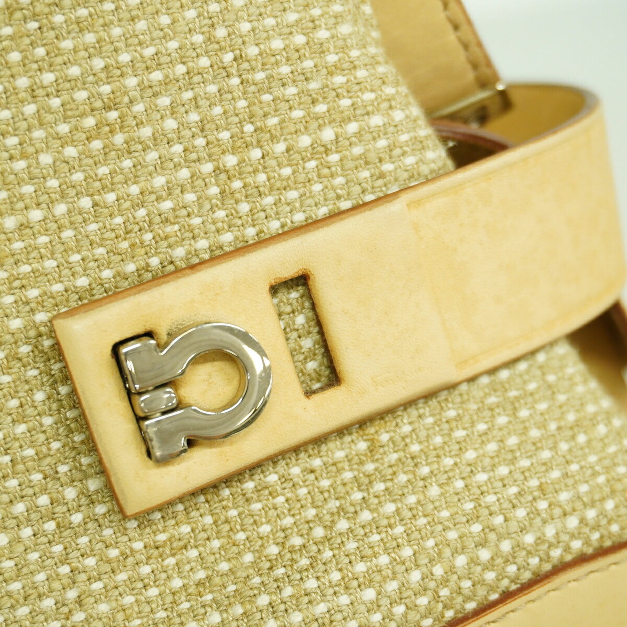 Salvatore Ferragamo Beige Canvas Handbag (Pre-Owned)