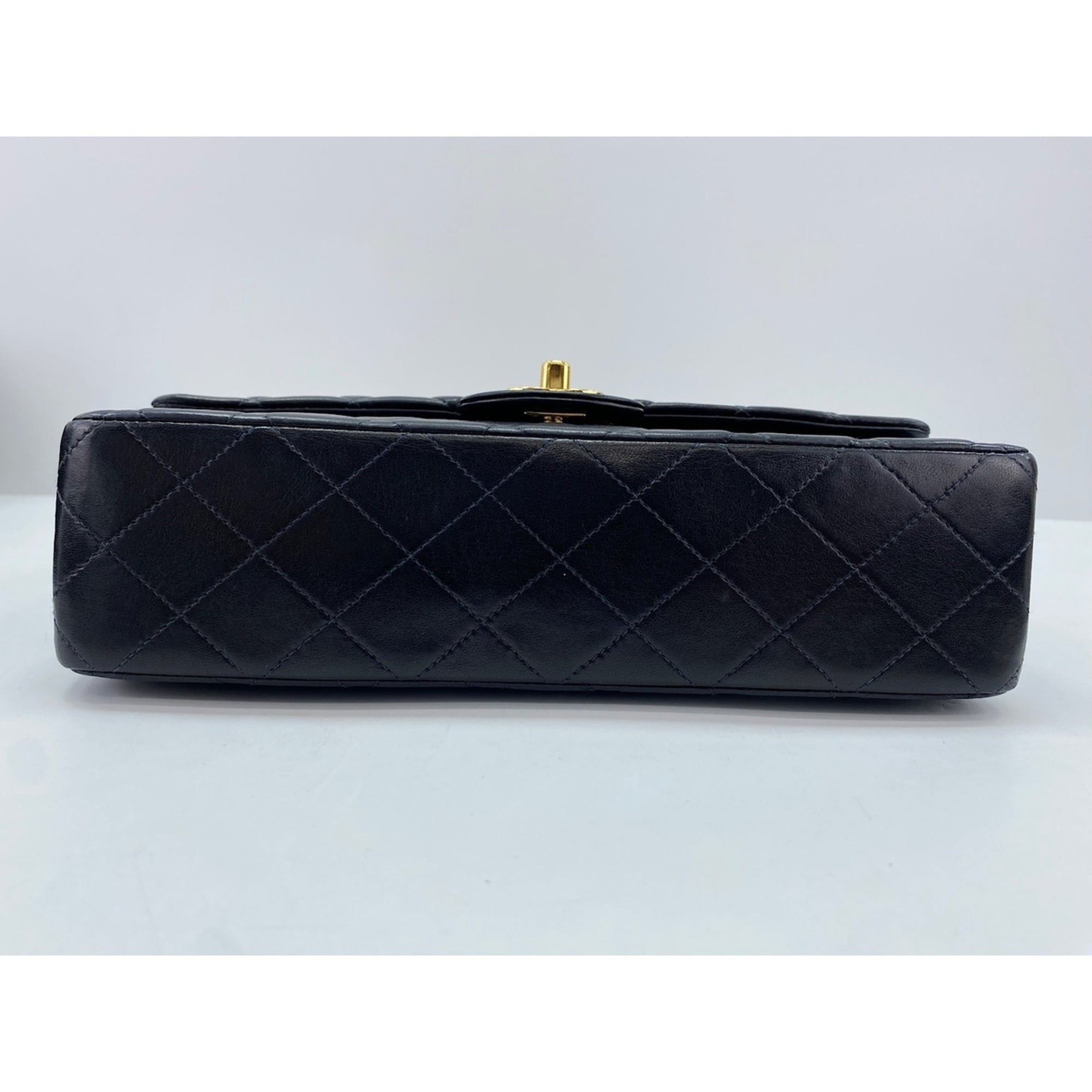 Chanel Matelasse Black Shoulder Bag (Pre-Owned)