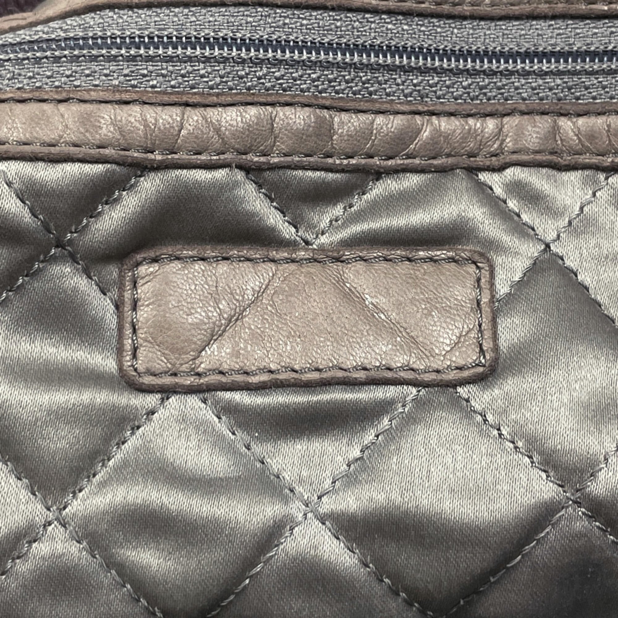 Chanel Brown Leather Shoulder Bag Tote Bag (Pre-Owned)