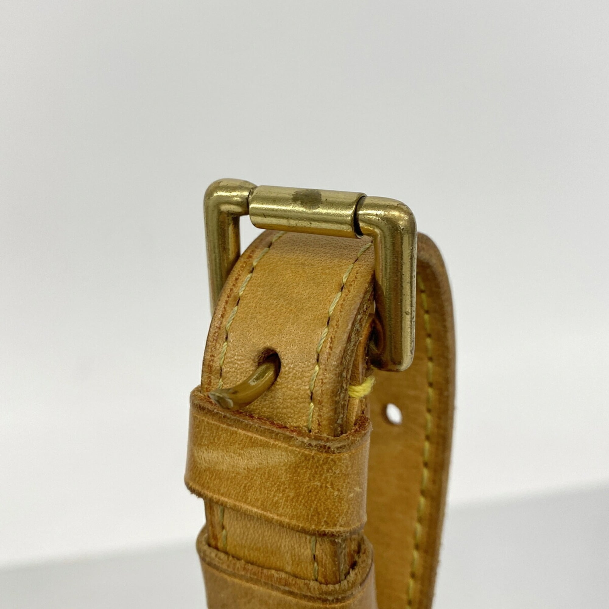 Louis Vuitton Brown Shoulder Bag (Pre-Owned)