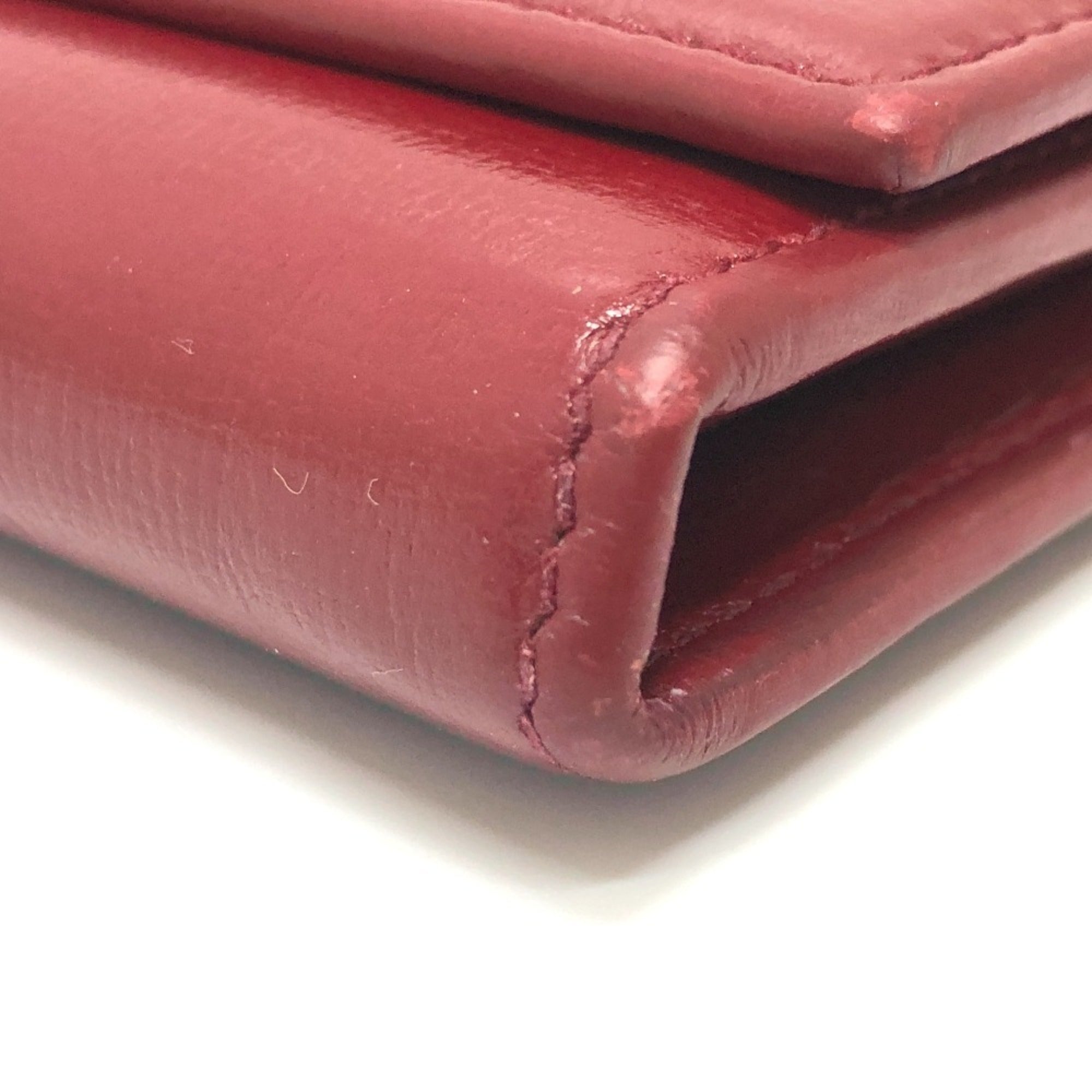 Gucci Red Color Leather Long Wallet (Bi-Fold) (Pre-Owned)