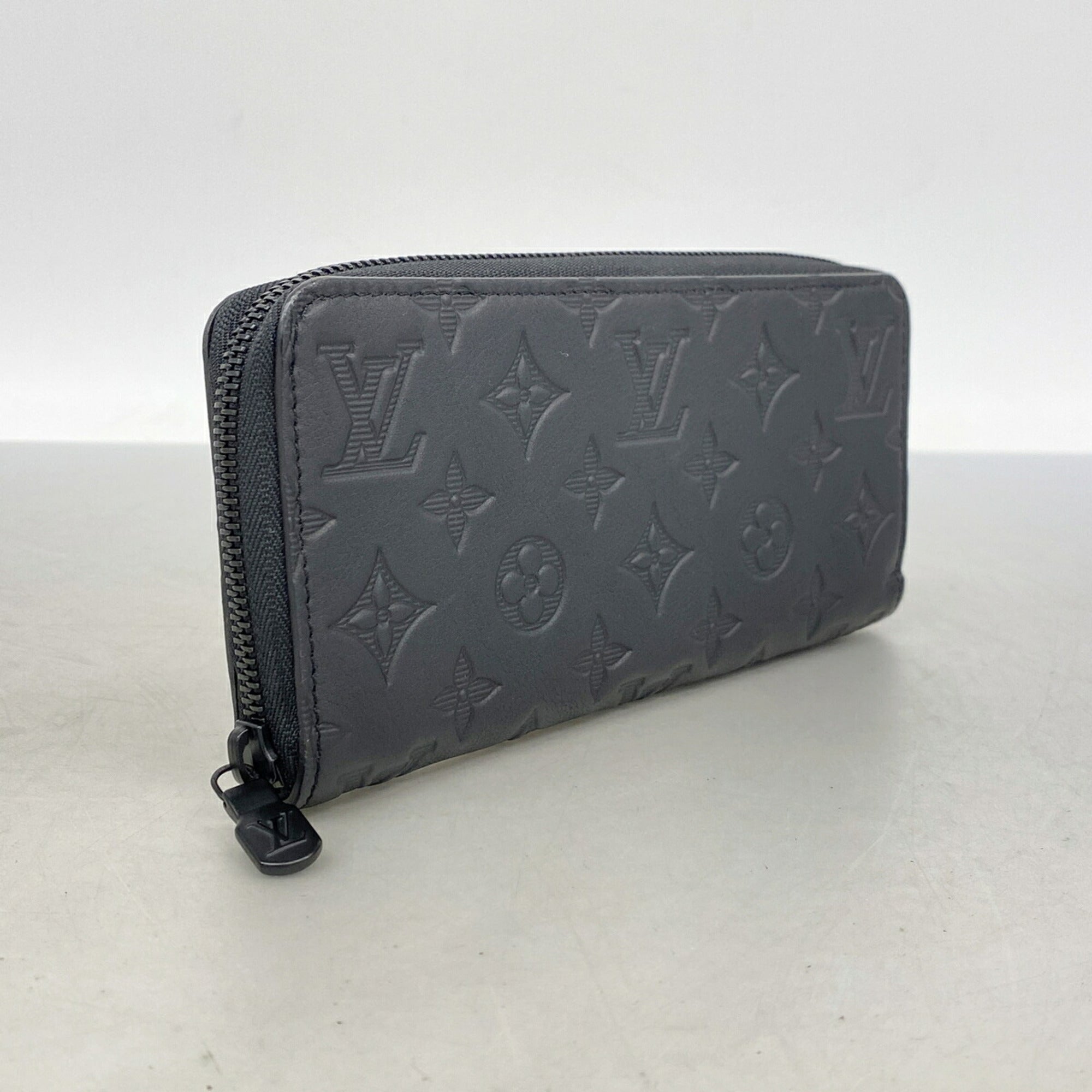 Louis Vuitton Black Long Wallet (Bi-Fold) (Pre-Owned)