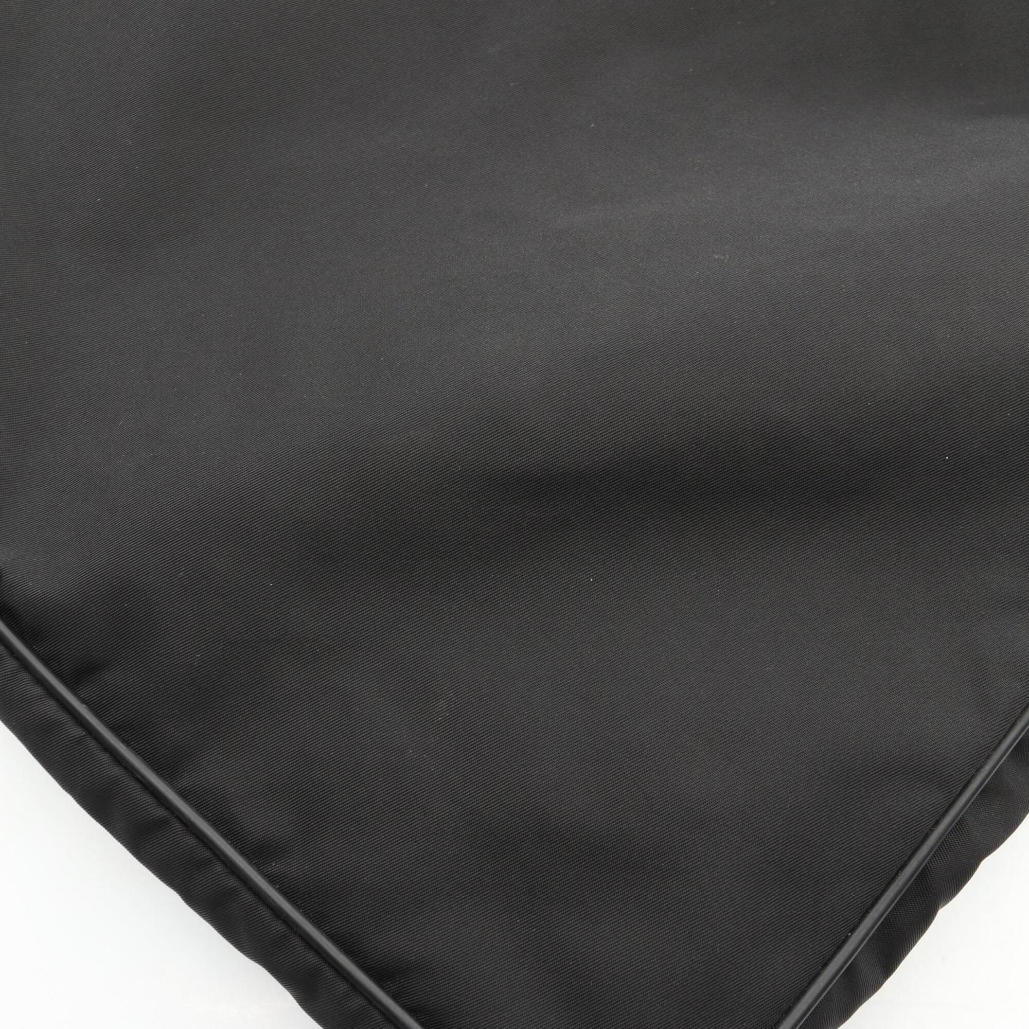Prada Black Nylon Leather Handbag Shoulder Bag (Pre-Owned)