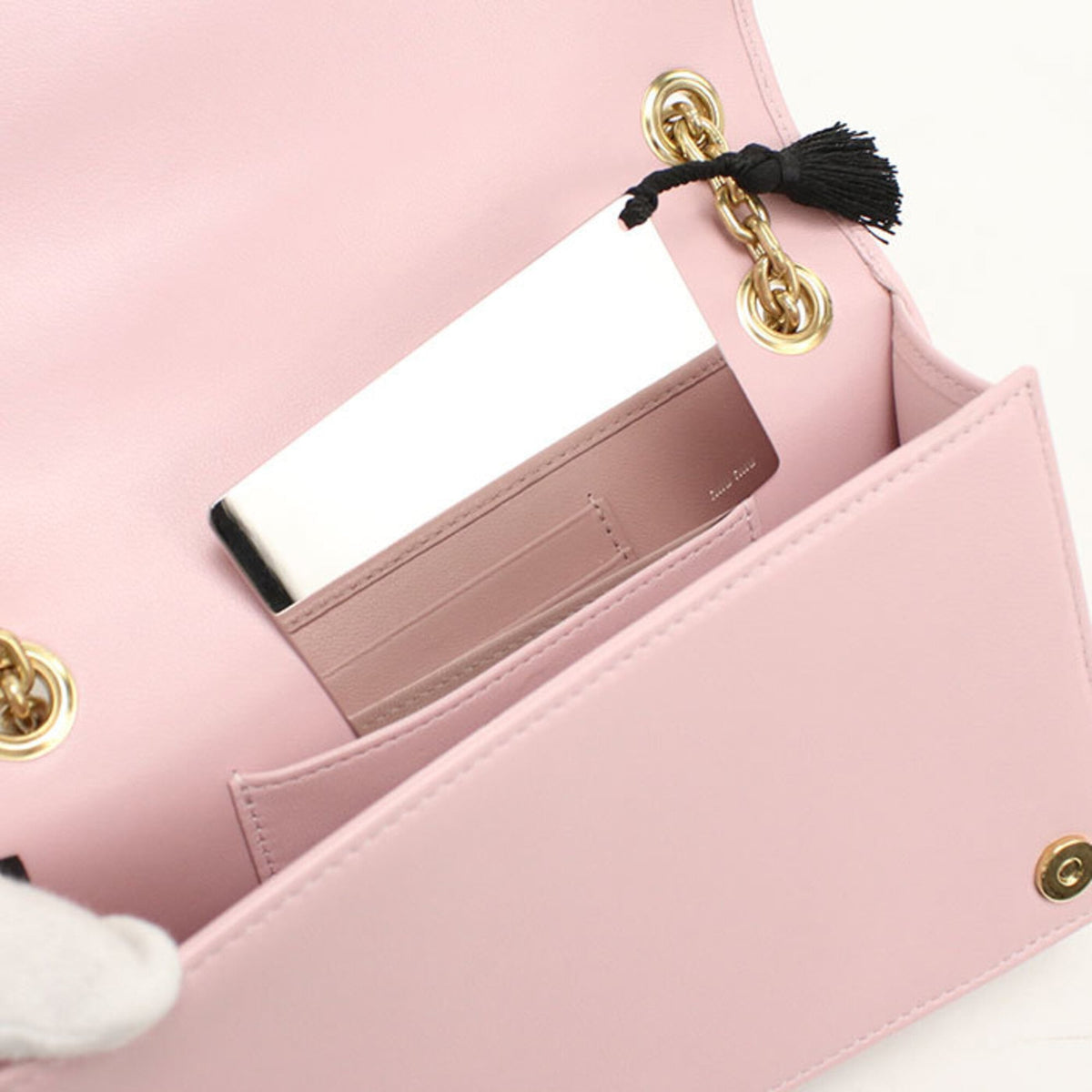 Miu Miu Pink Leather Shoulder Bag (Pre-Owned)