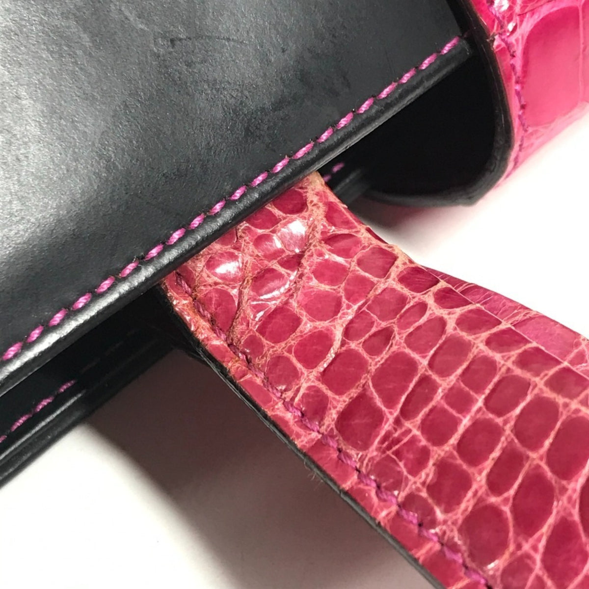 Bvlgari Black Pink Rubber Leather Handbag Shoulder Bag (Pre-Owned)