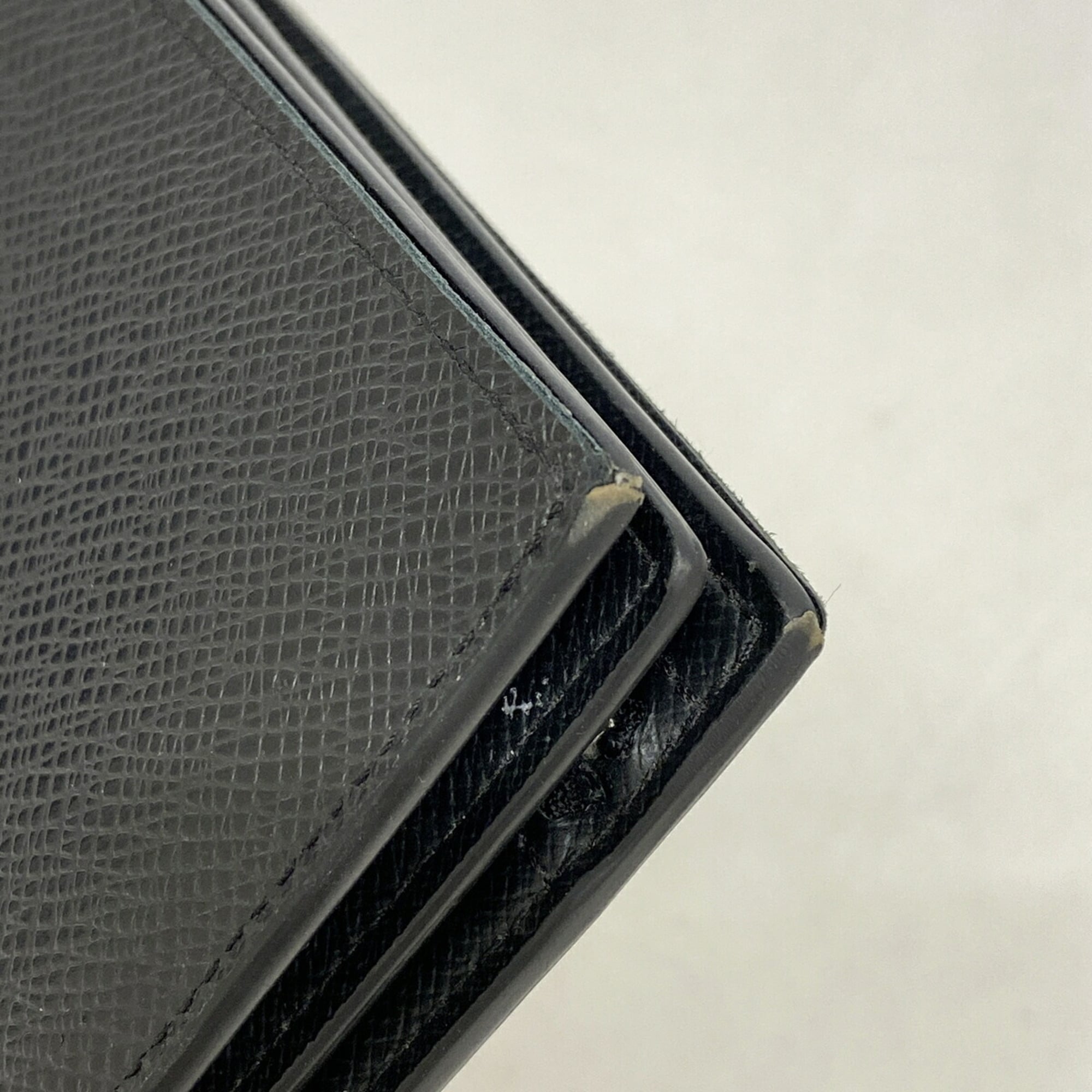 Louis Vuitton Ardoise Wallet (Bi-Fold) (Pre-Owned)
