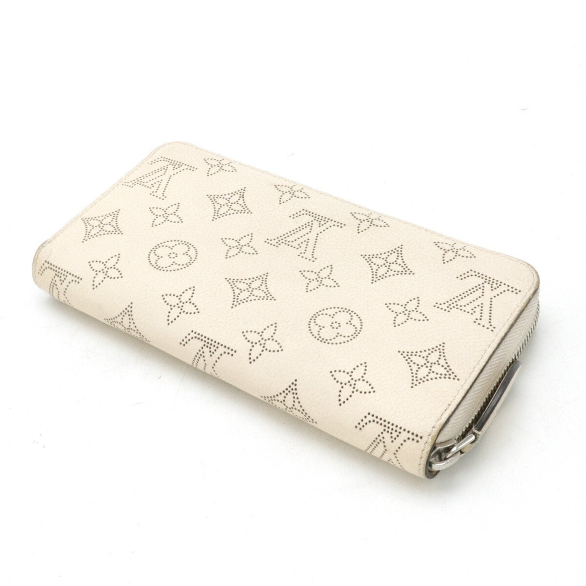 Louis Vuitton Lv Off White Leather Long Wallet (Bi-Fold) (Pre-Owned)