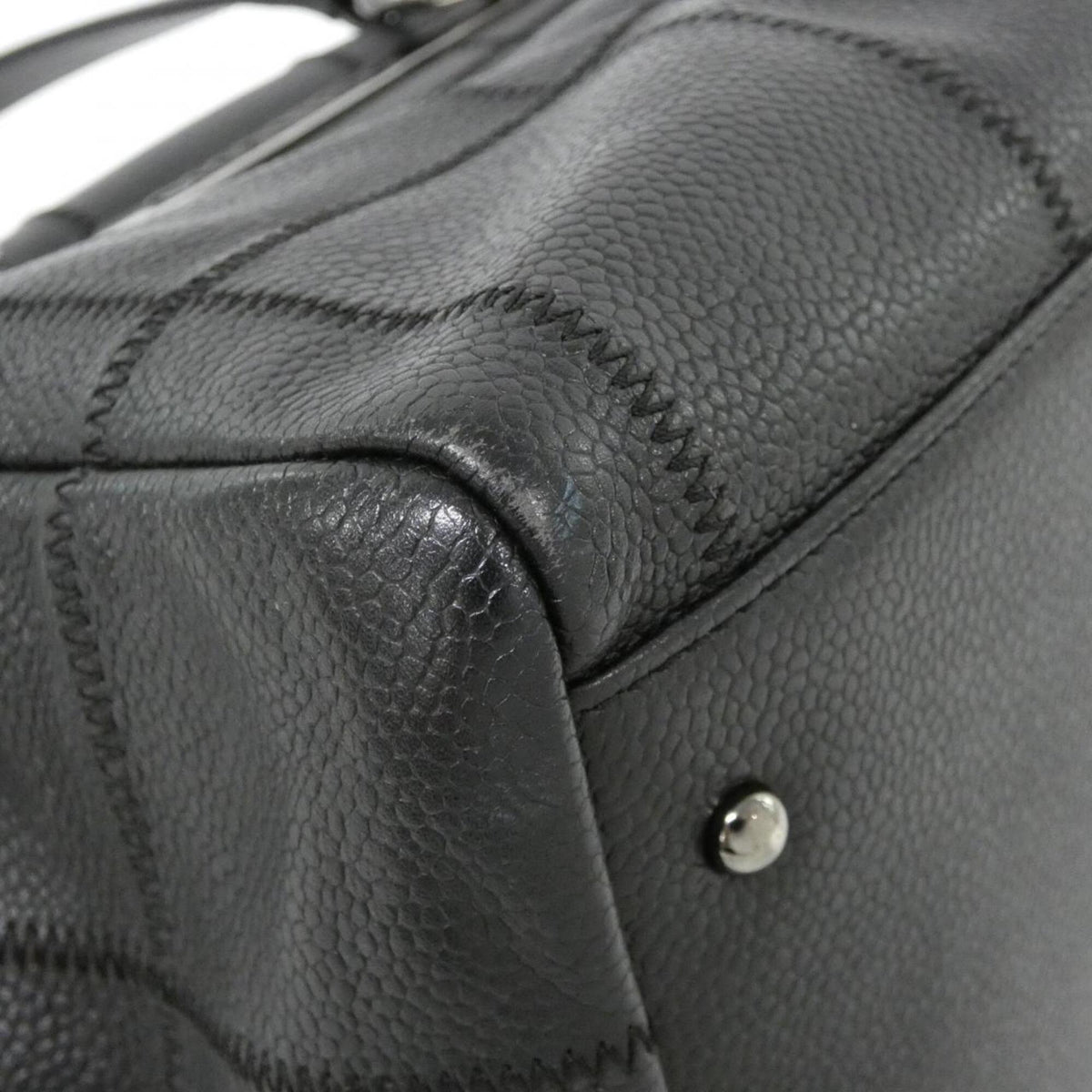 Chanel Black Grained Calfskin Shoulder Bag (Pre-Owned)