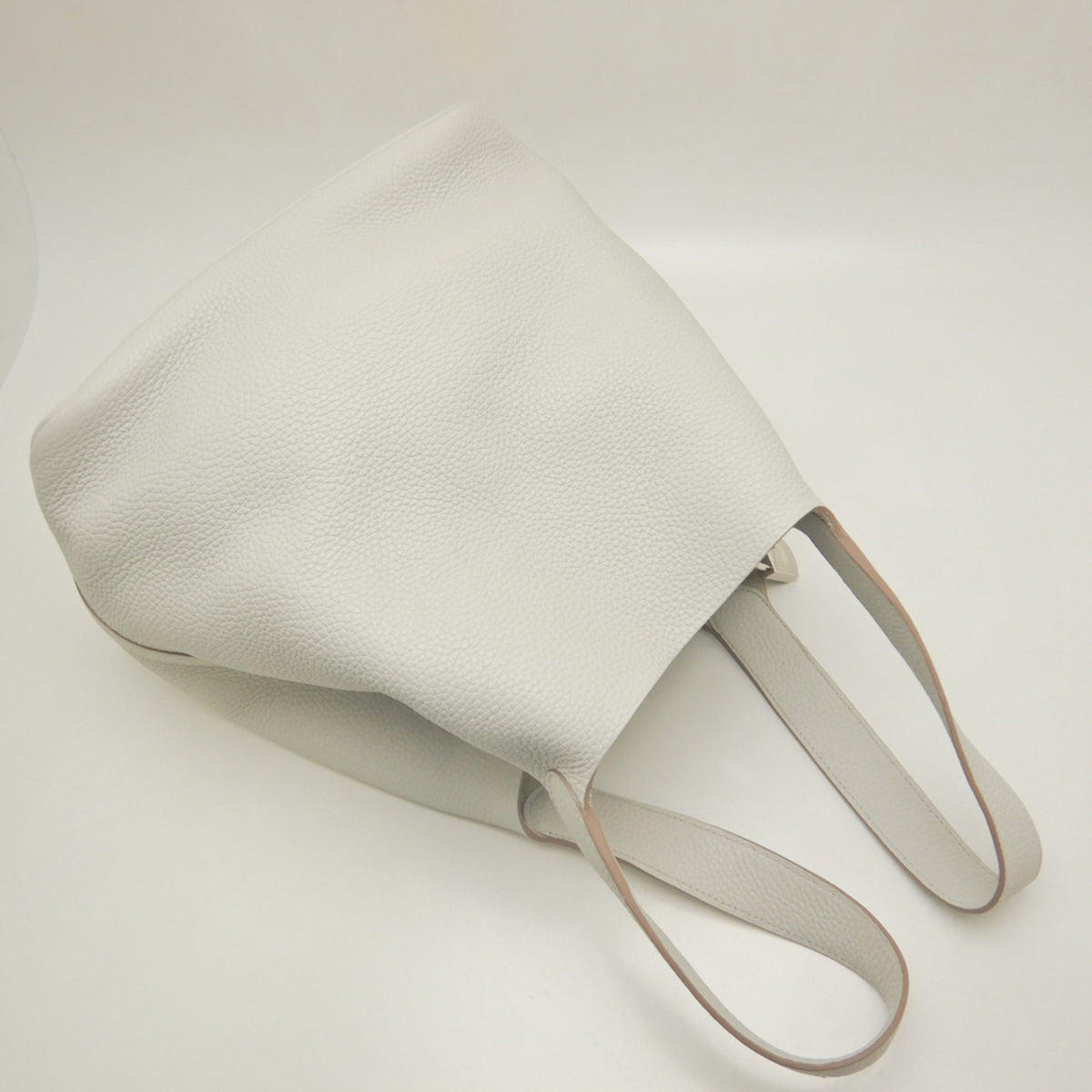 Hermes Pearl White White Taurillon Clemence Leather Handbag (Pre-Owned)