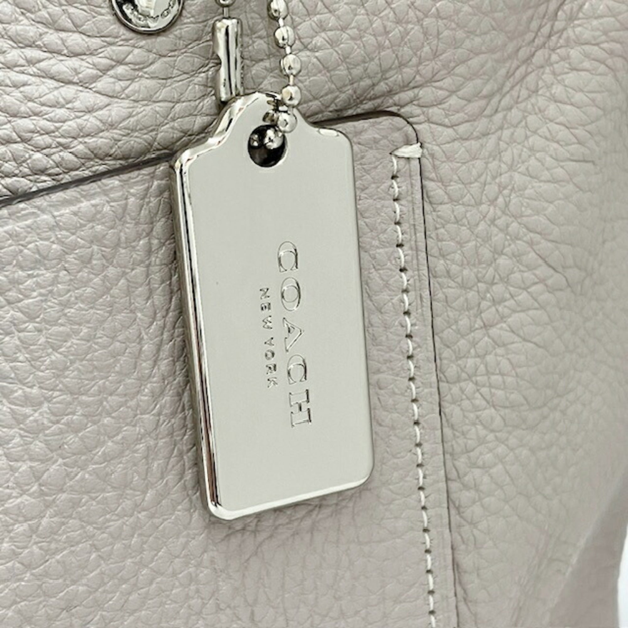 Coach Gray Leather Handbag Shoulder Bag (Pre-Owned)
