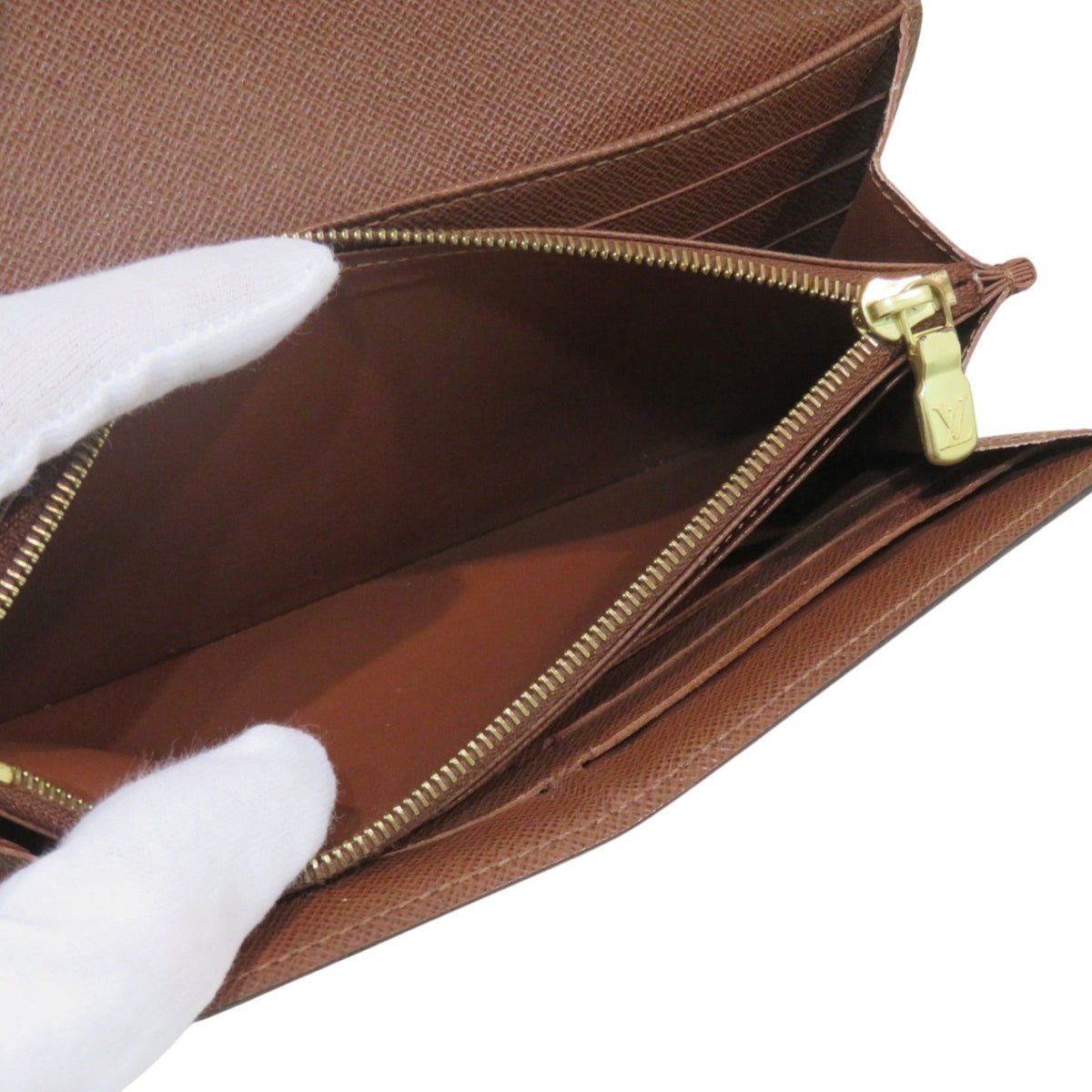 Louis Vuitton Monogram Brown Monogram Long Wallet (Bi-Fold) (Pre-Owned)
