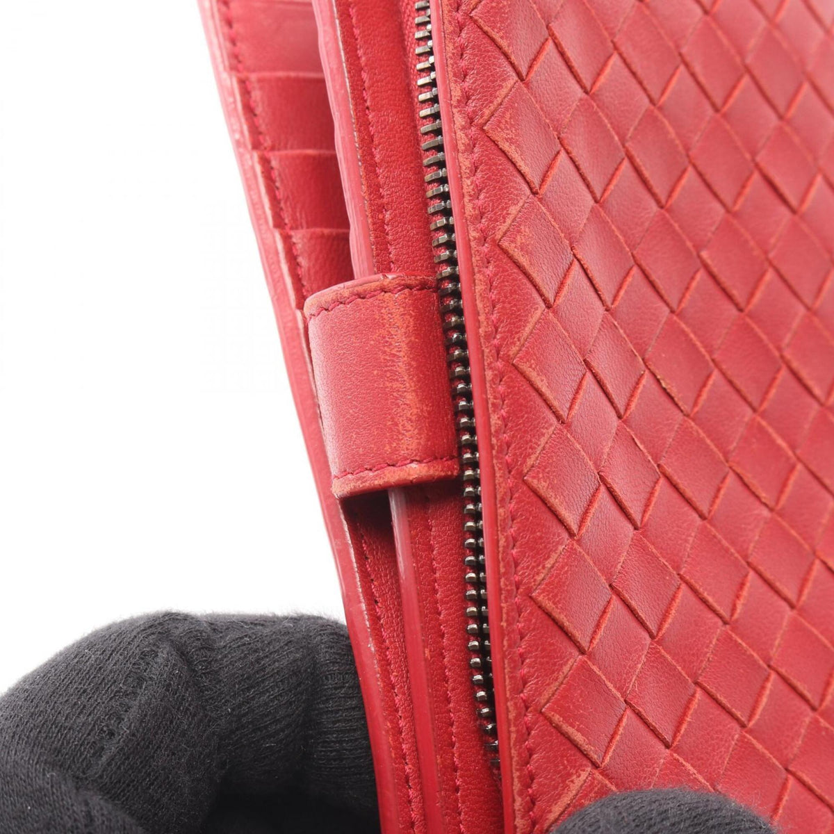 Bottega Veneta Red Color Intrecciato Wallet (Bi-Fold) (Pre-Owned)
