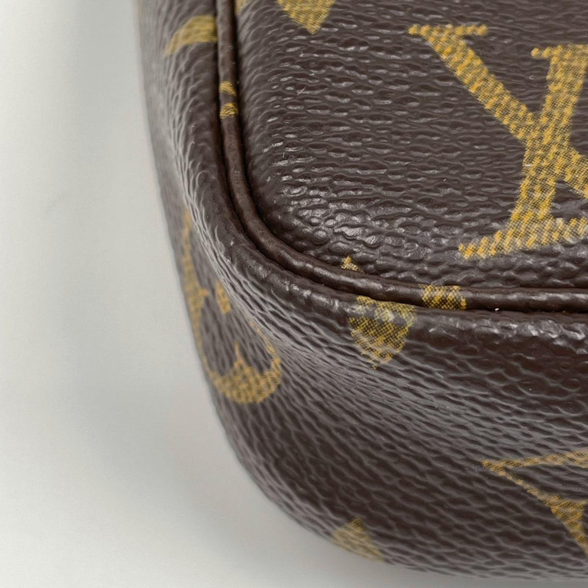 Louis Vuitton Monogram Brown Monogram Pochette (Pre-Owned)